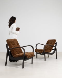 1960-1969 Repubblica Ceca - Coppia di poltrone scultoree color marrone espresso intenso