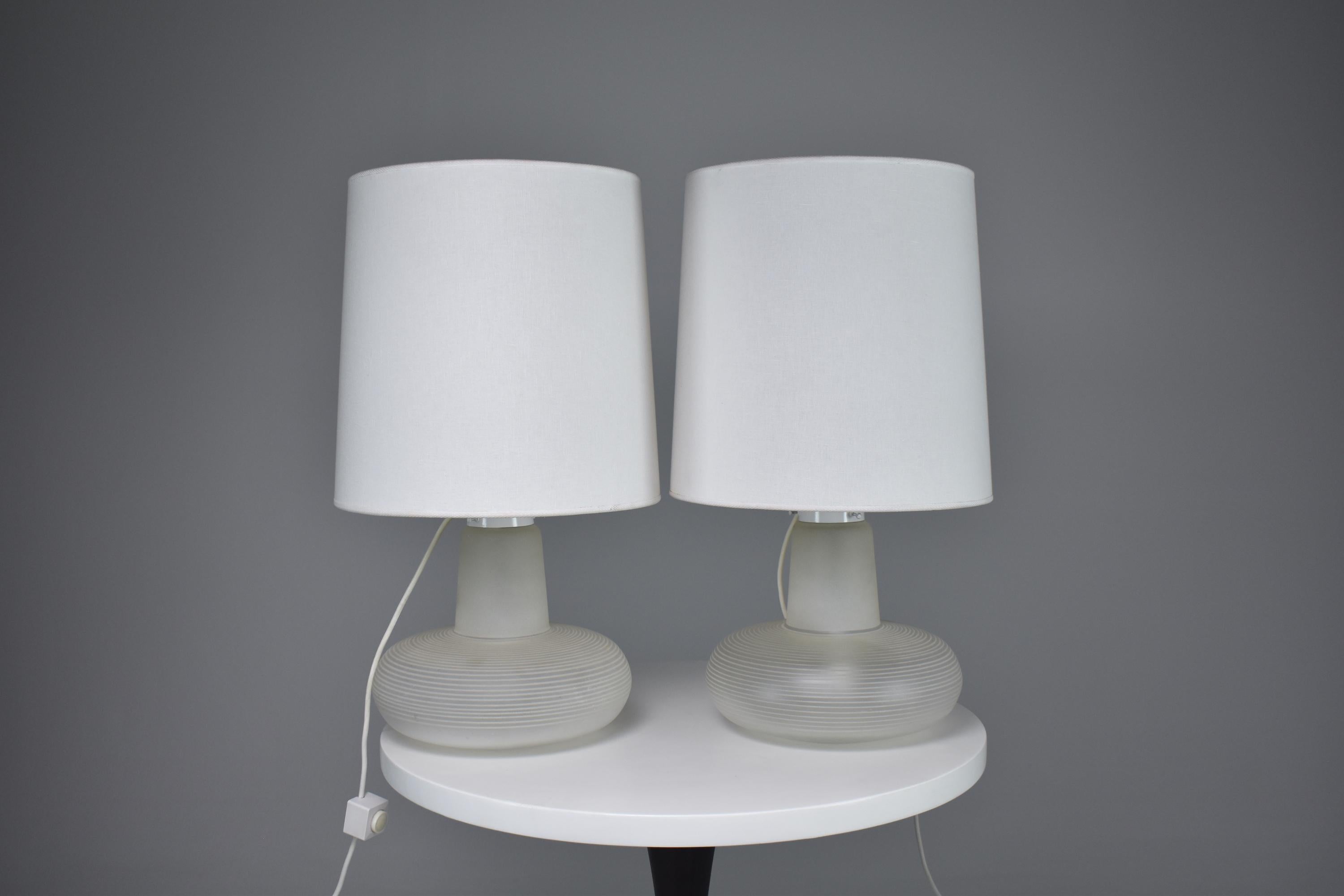 Mid-Century Modern 1960-1970 Pair of Italian Murano Table Lamps Attributed to Carlos Nason