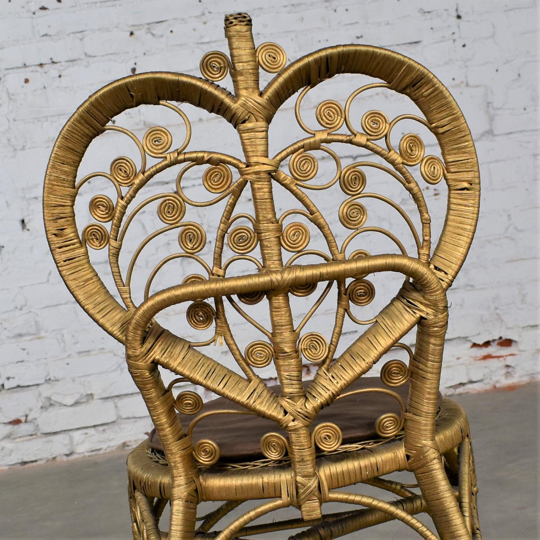 1960-1970’s Hollywood Regency Bohemian Gold Wicker Accent Chair Heart Shape Back For Sale 6