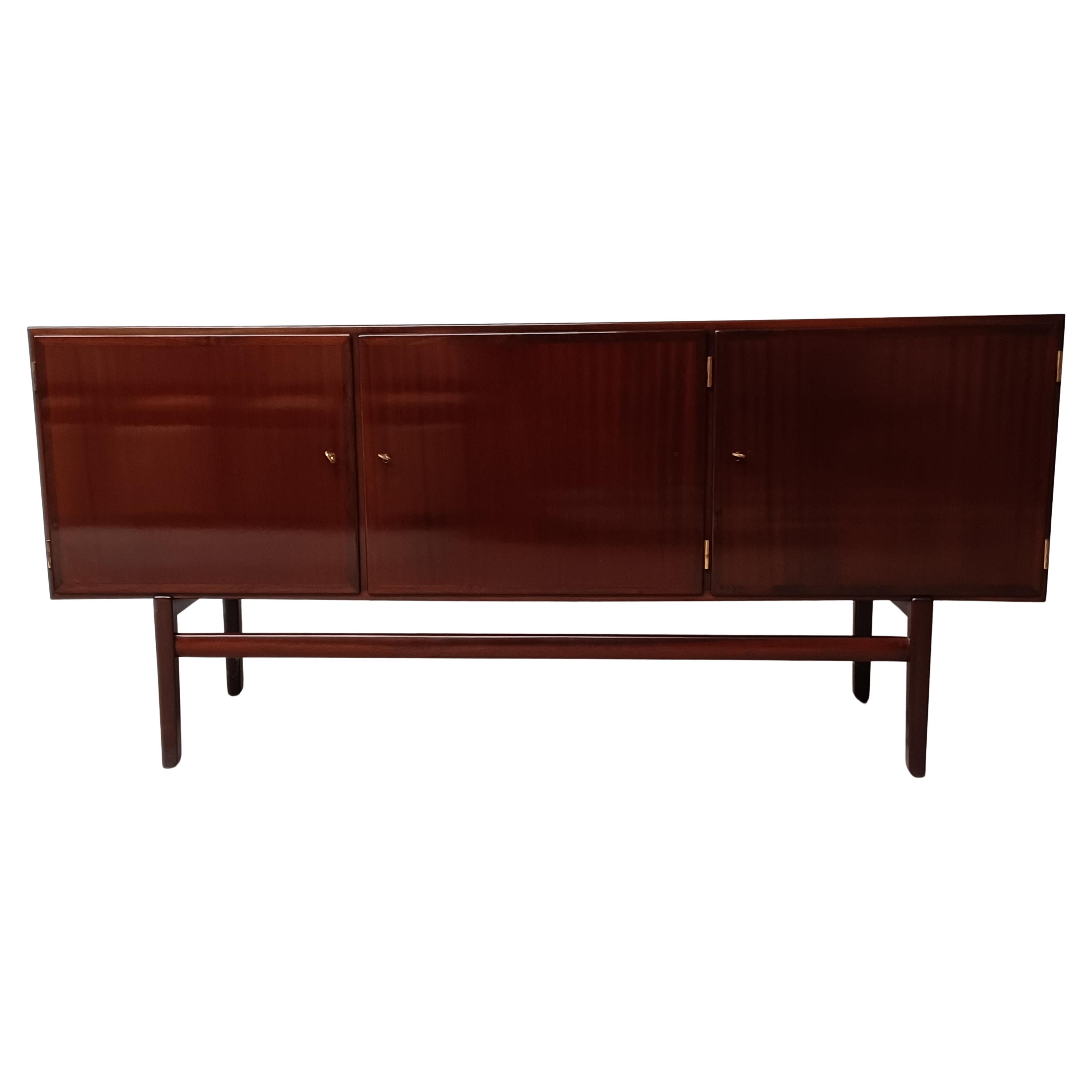 1960 - 1970er Ole Wanscher Vollständig restauriertes und neu lackiertes Rungstedlund-Sideboard