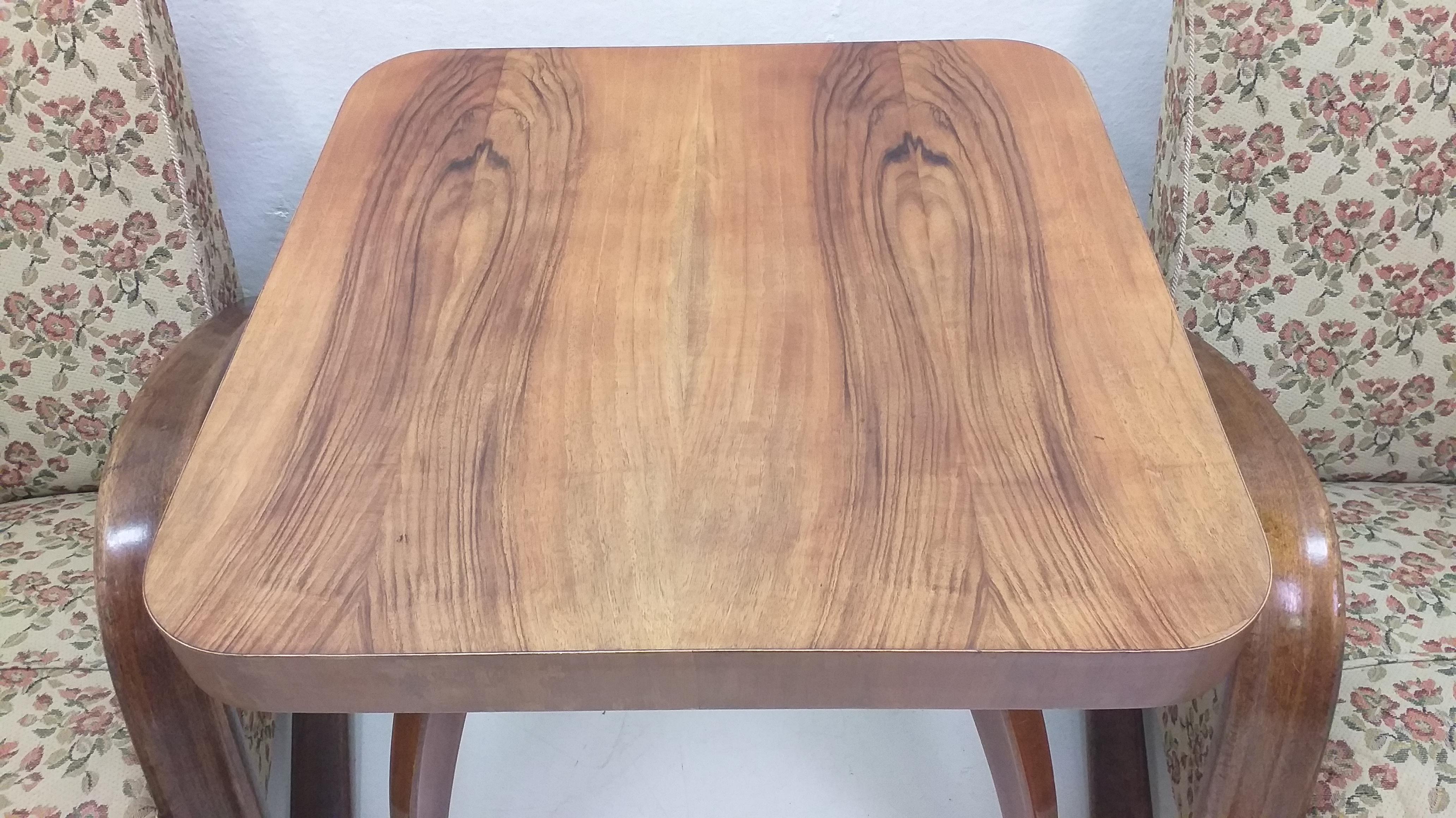Mid-Century Modern 2x fauteuils Halabala de 1960, H 269 et table à araignée, Tchécoslovaquie en vente