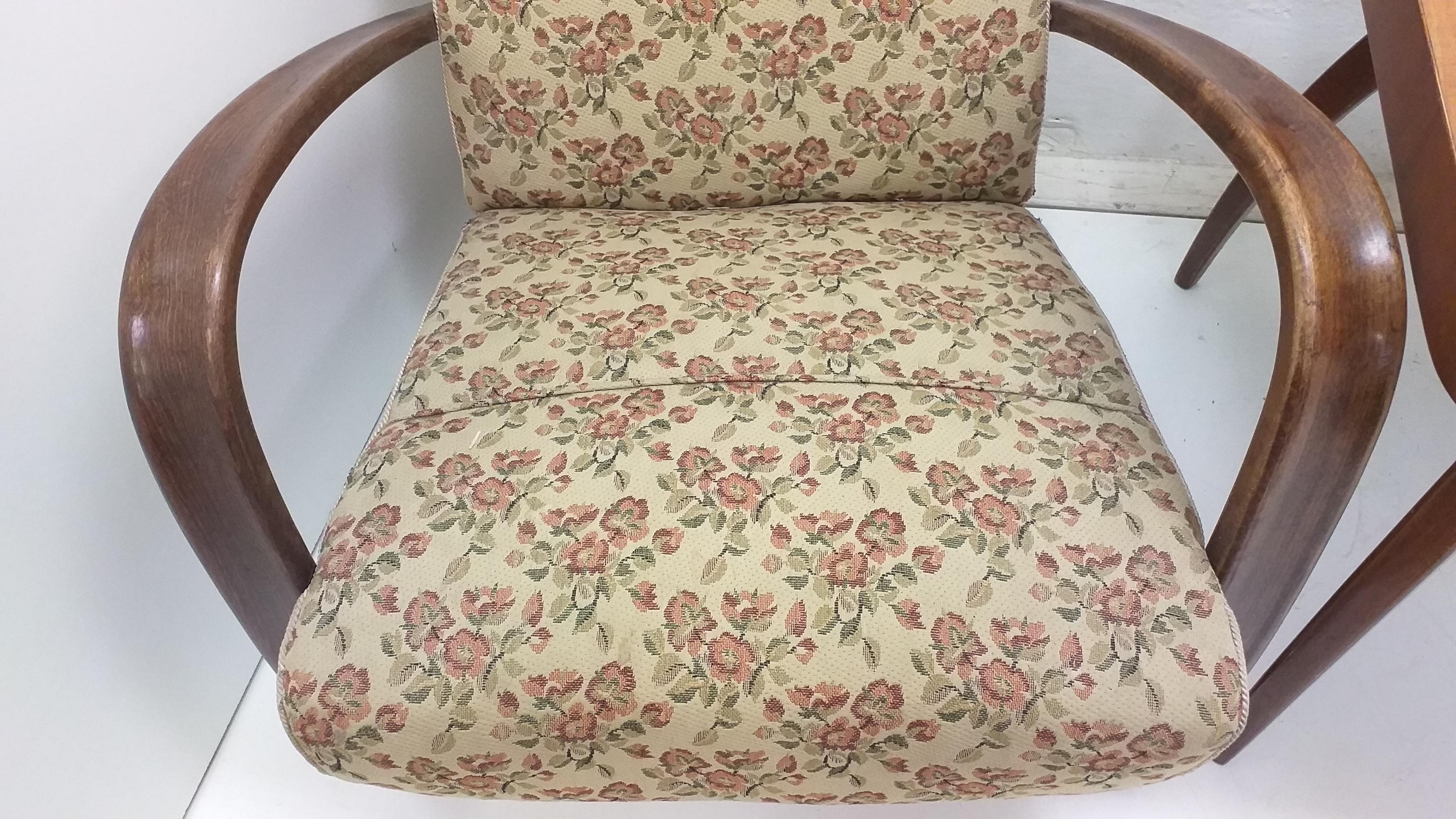 2x fauteuils Halabala de 1960, H 269 et table à araignée, Tchécoslovaquie Bon état - En vente à Praha, CZ