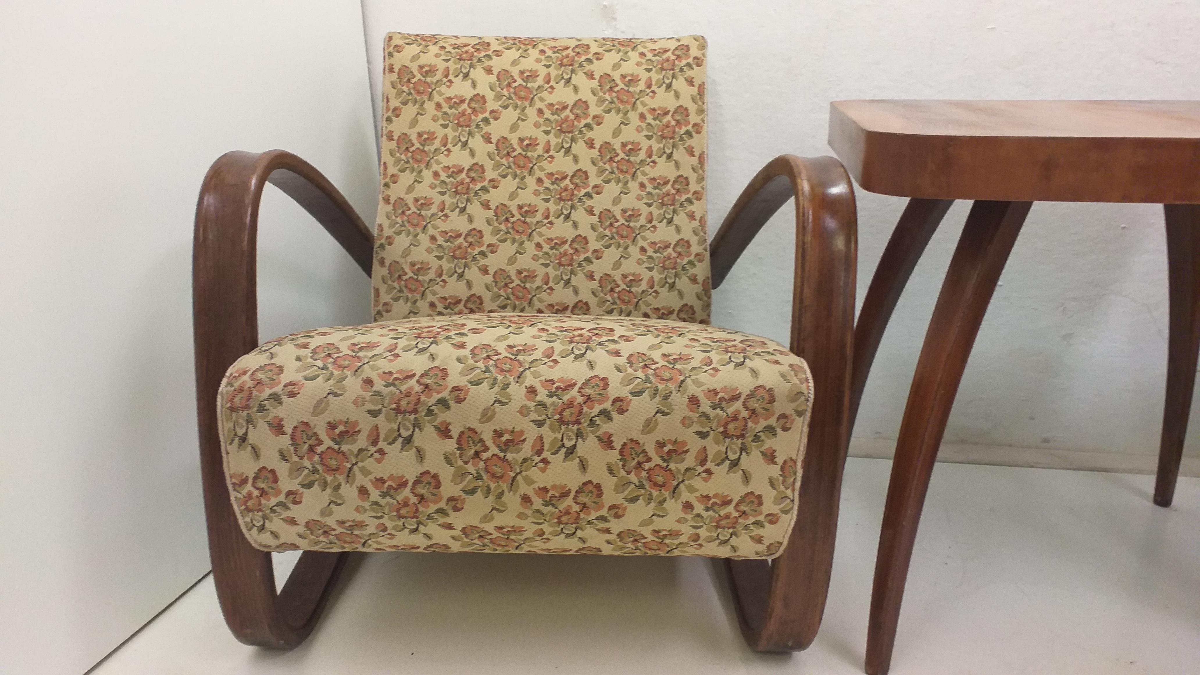2x fauteuils Halabala de 1960, H 269 et table à araignée, Tchécoslovaquie en vente 1