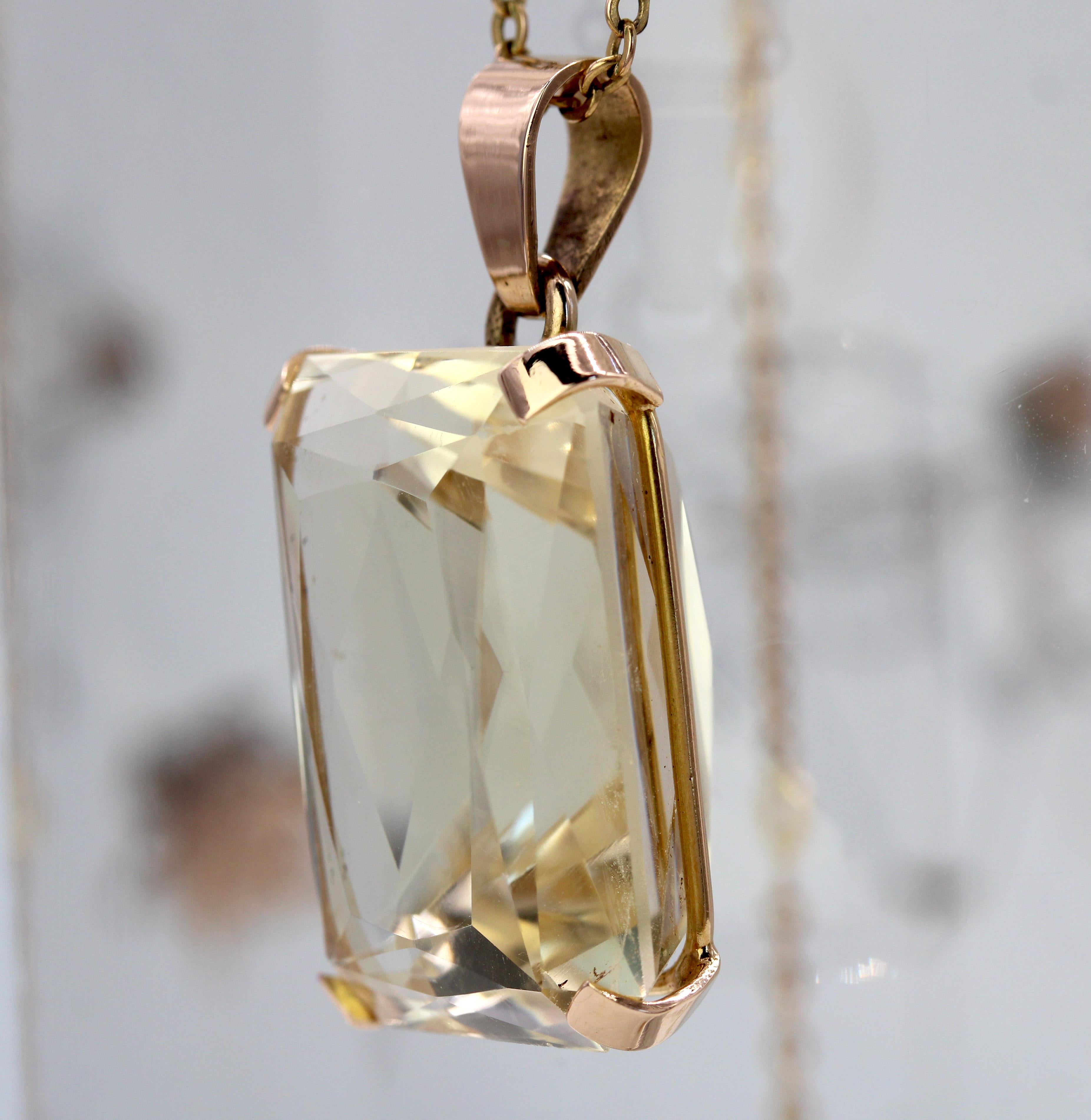 Donna 1960 Ciondolo retrò in oro rosa 18 carati con citrino da 48 carati in vendita