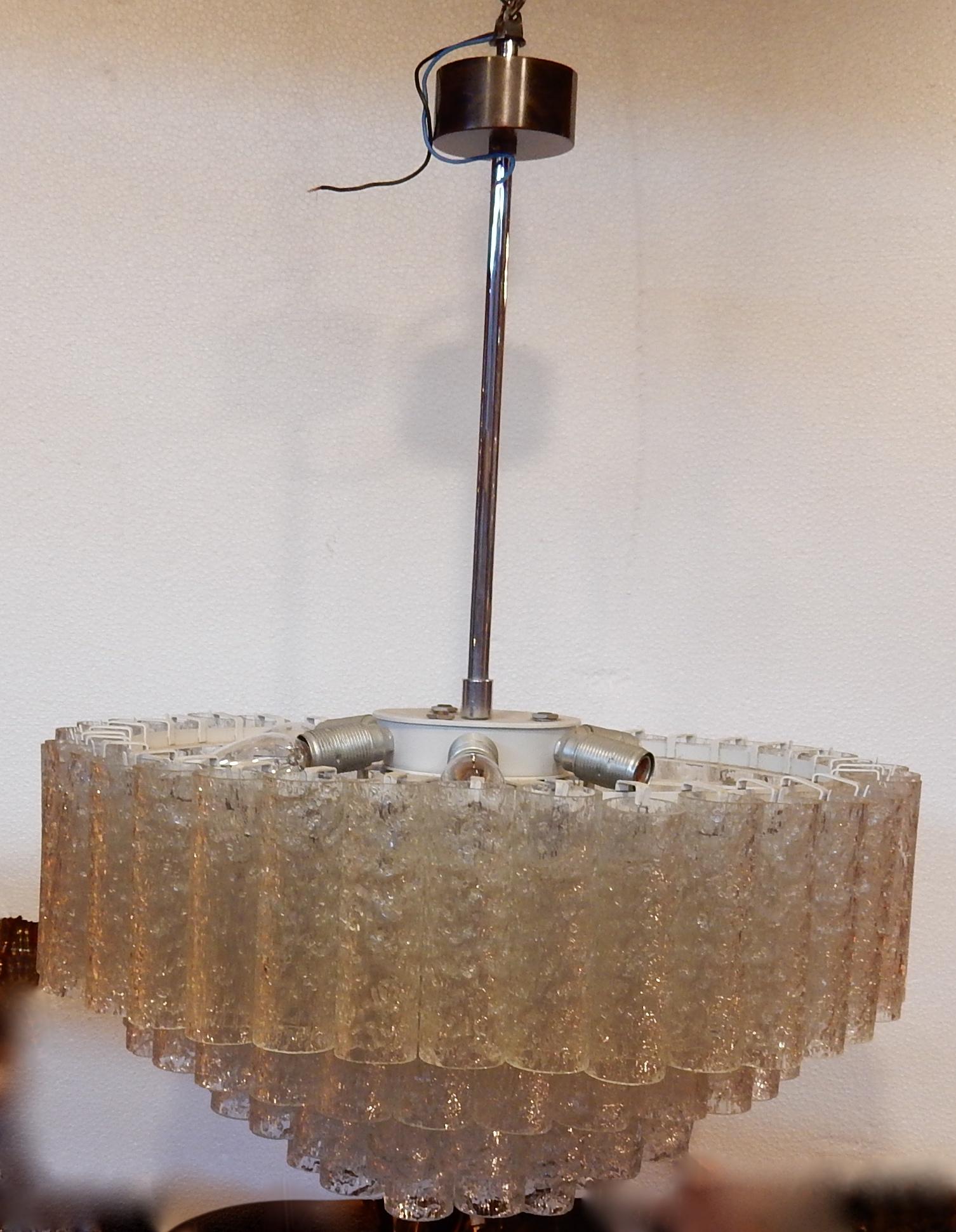 Molded 1960-1970 ‘Venini Murano Doria Chandelier 6 Bulbs