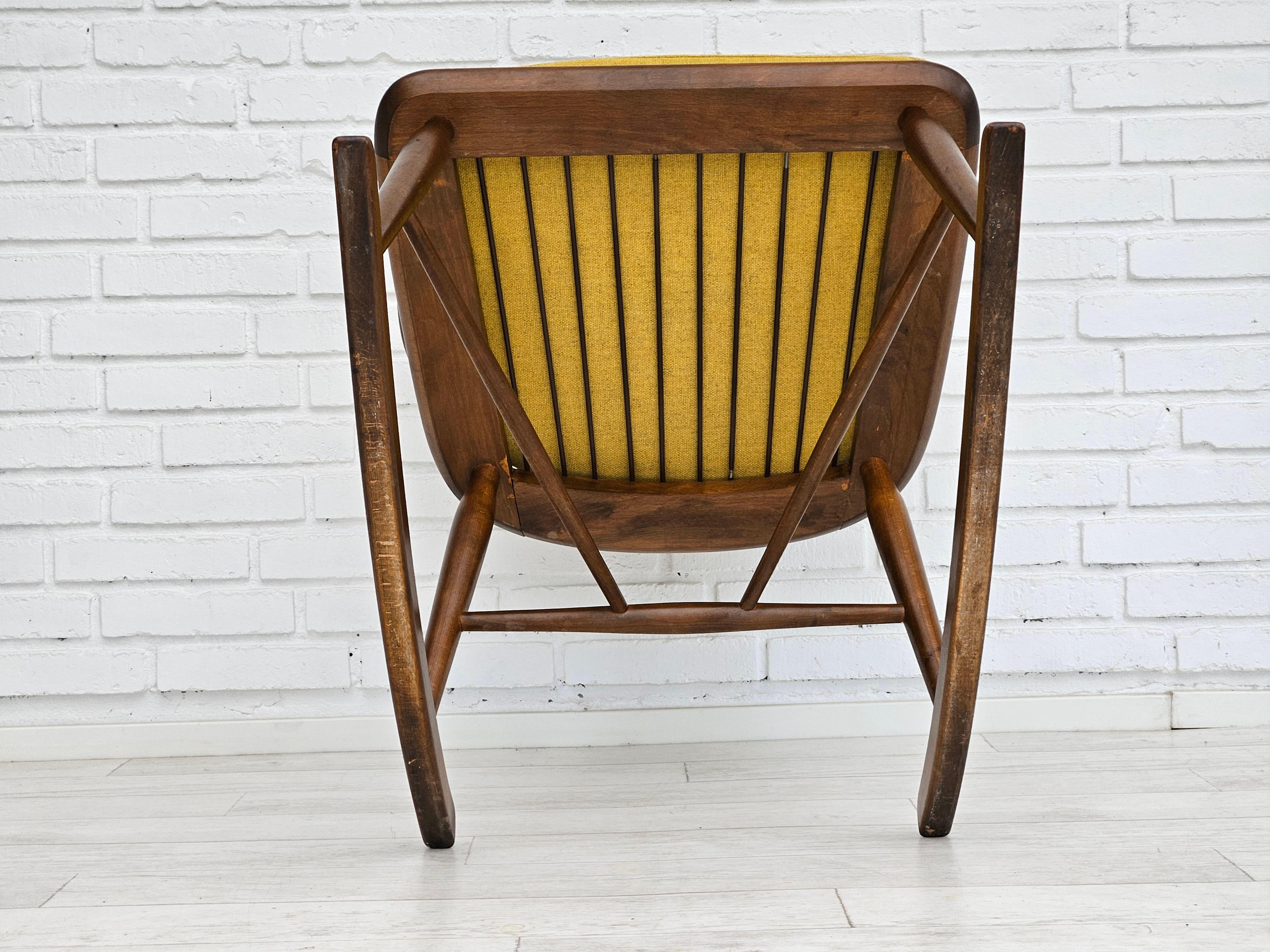 Années 1960-70, Design/One par Farstrup Stolefabrik, chaise à bascule rembourrée. en vente 11