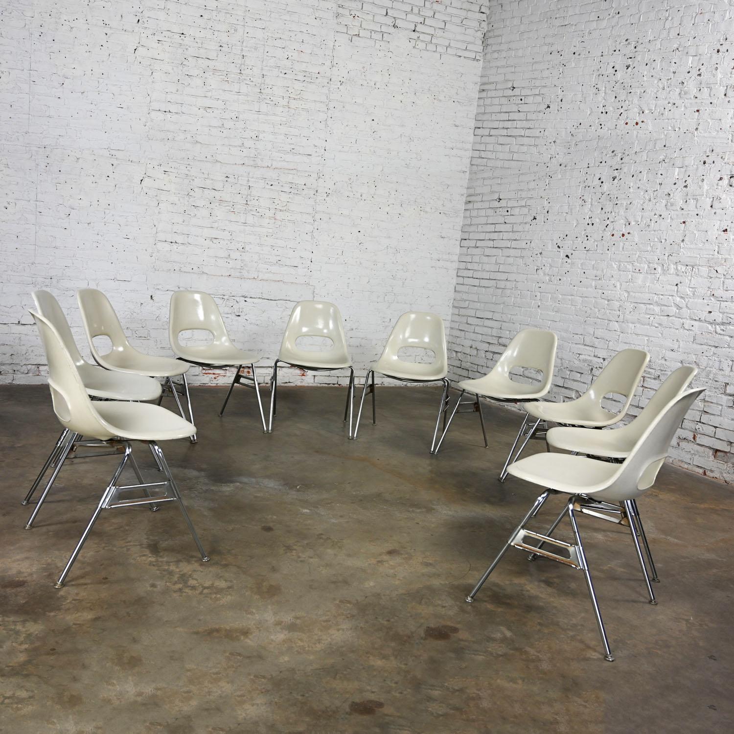 1960-70’s MCM Krueger International White Fiberglass & Chrome Stacking Chairs 10 5