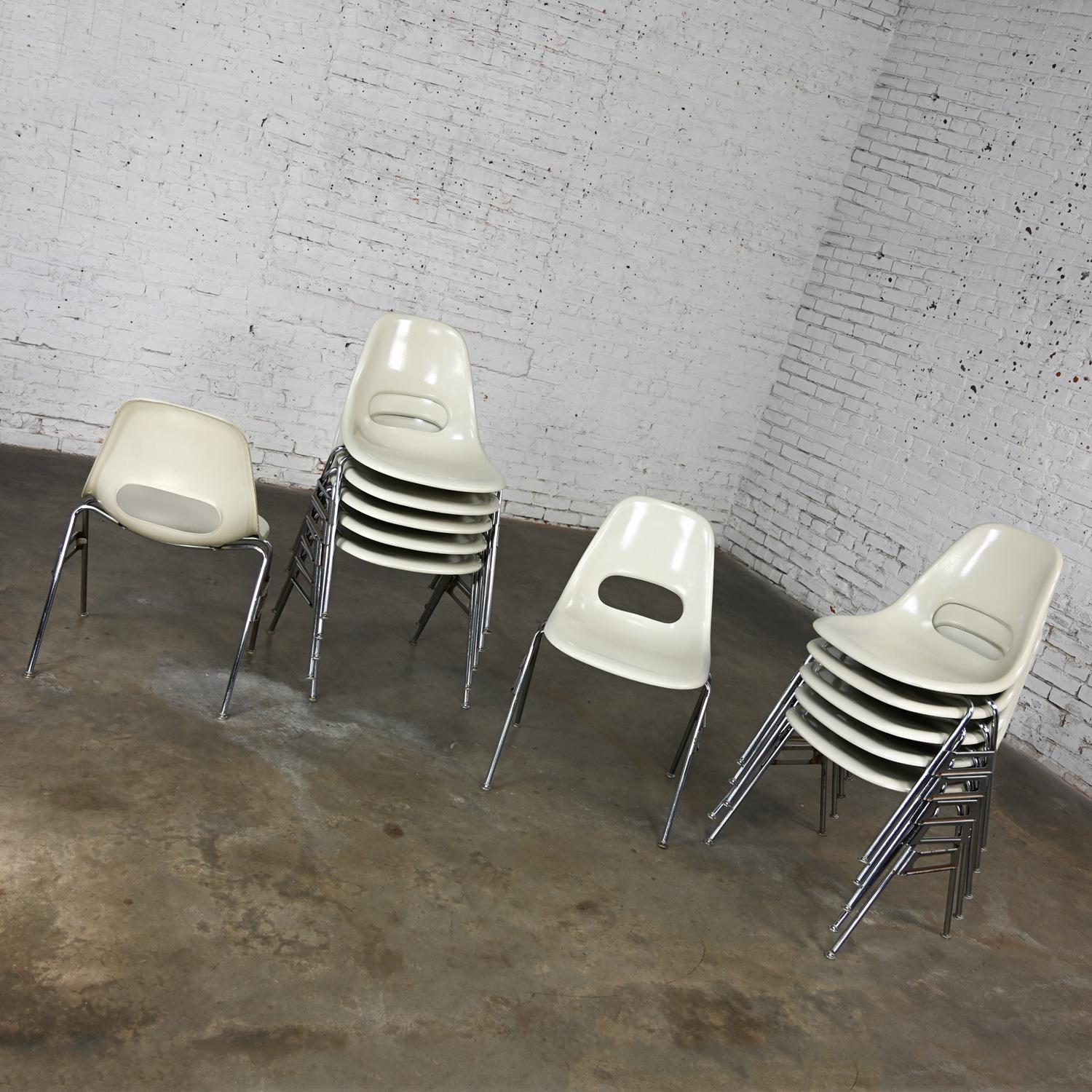 American 1960-70’s MCM Krueger International White Fiberglass & Chrome Stacking Chairs 12