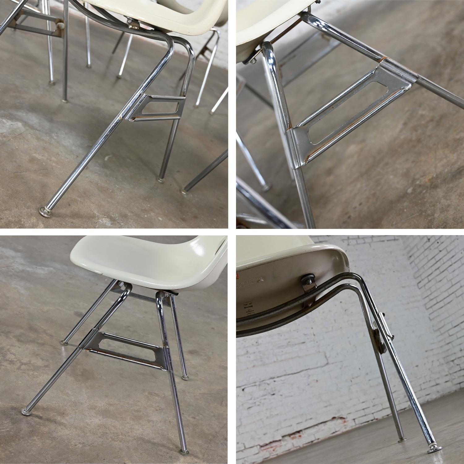 1960-70’s MCM Krueger International White Fiberglass & Chrome Stacking Chairs 4 For Sale 5