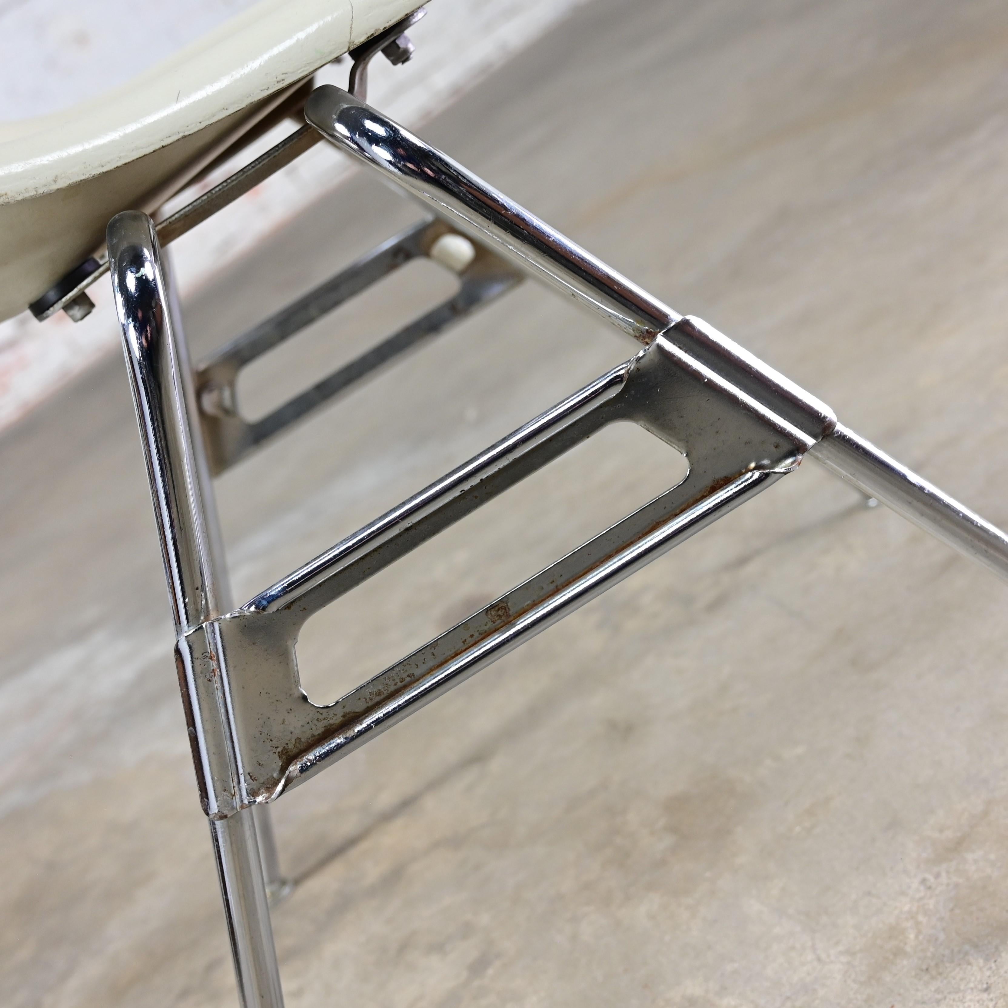 1960-70’s MCM Krueger International White Fiberglass & Chrome Stacking Chairs 4 8