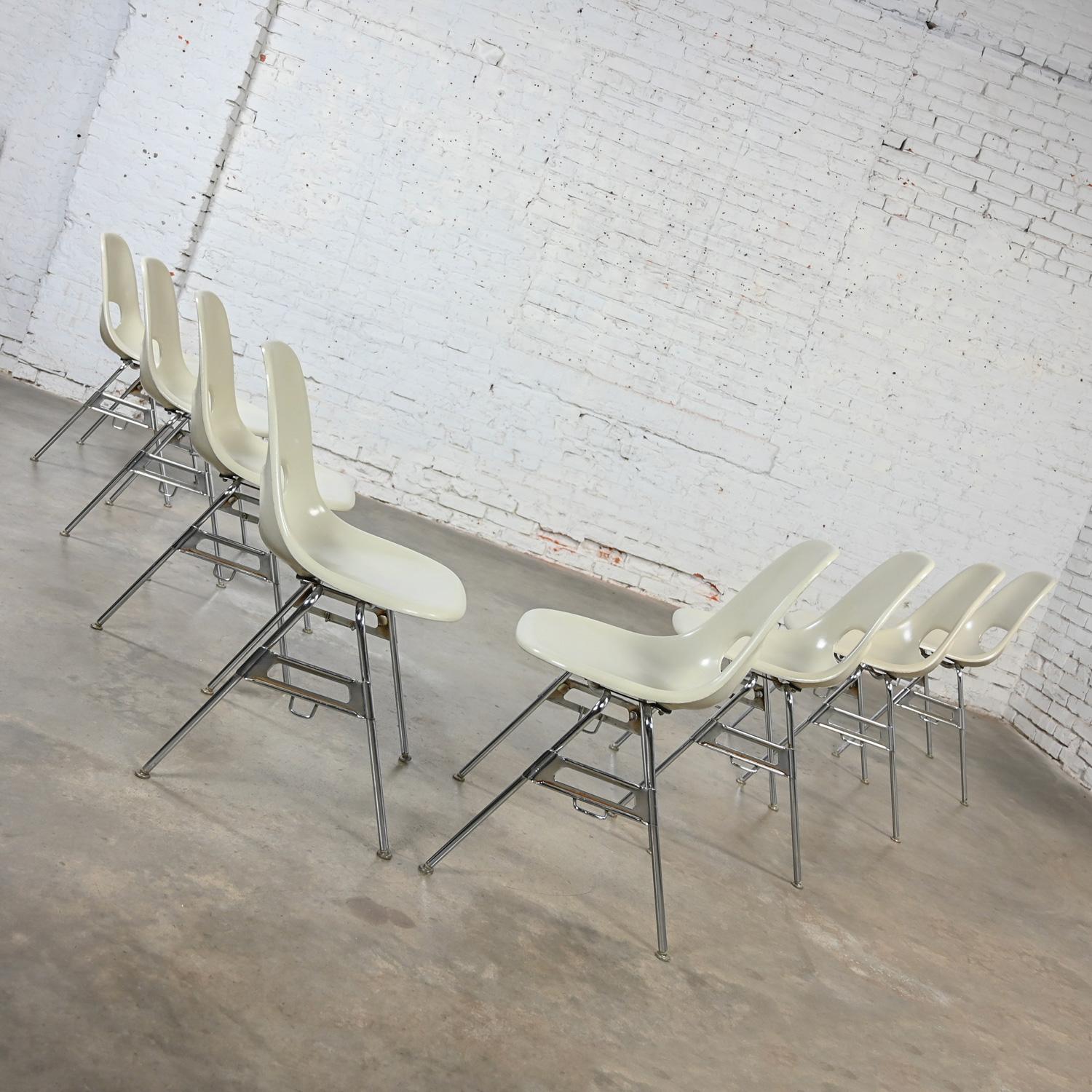 1960-70’s MCM Krueger International White Fiberglass & Chrome Stacking Chairs 8 4