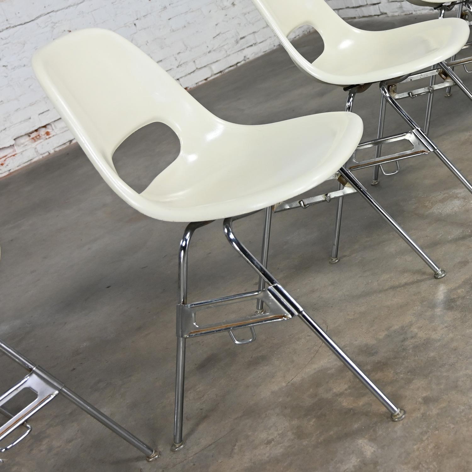 1960-70’s MCM Krueger International White Fiberglass & Chrome Stacking Chairs 8 For Sale 8