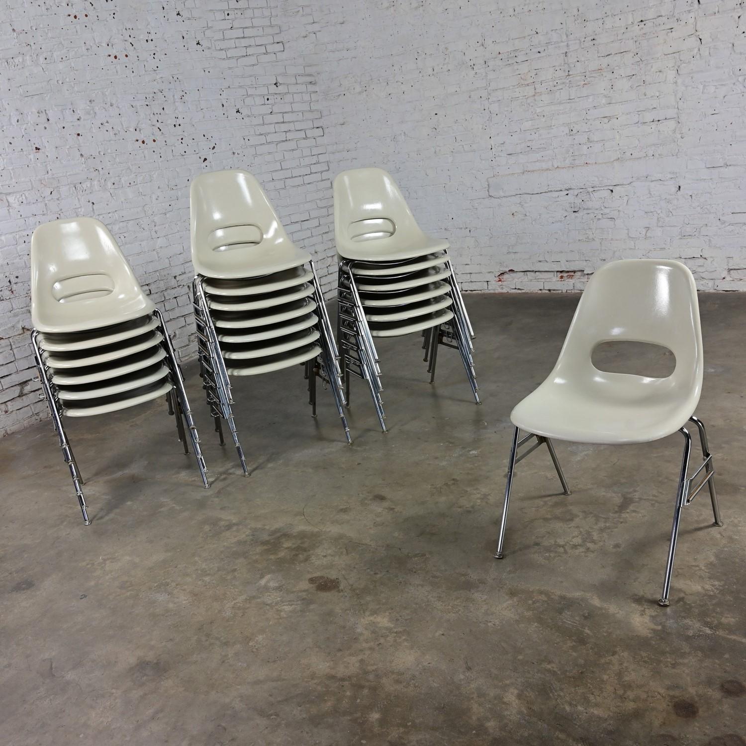 1960-70’s MCM Krueger International White Fiberglass & Chrome Stacking Chairs For Sale 4