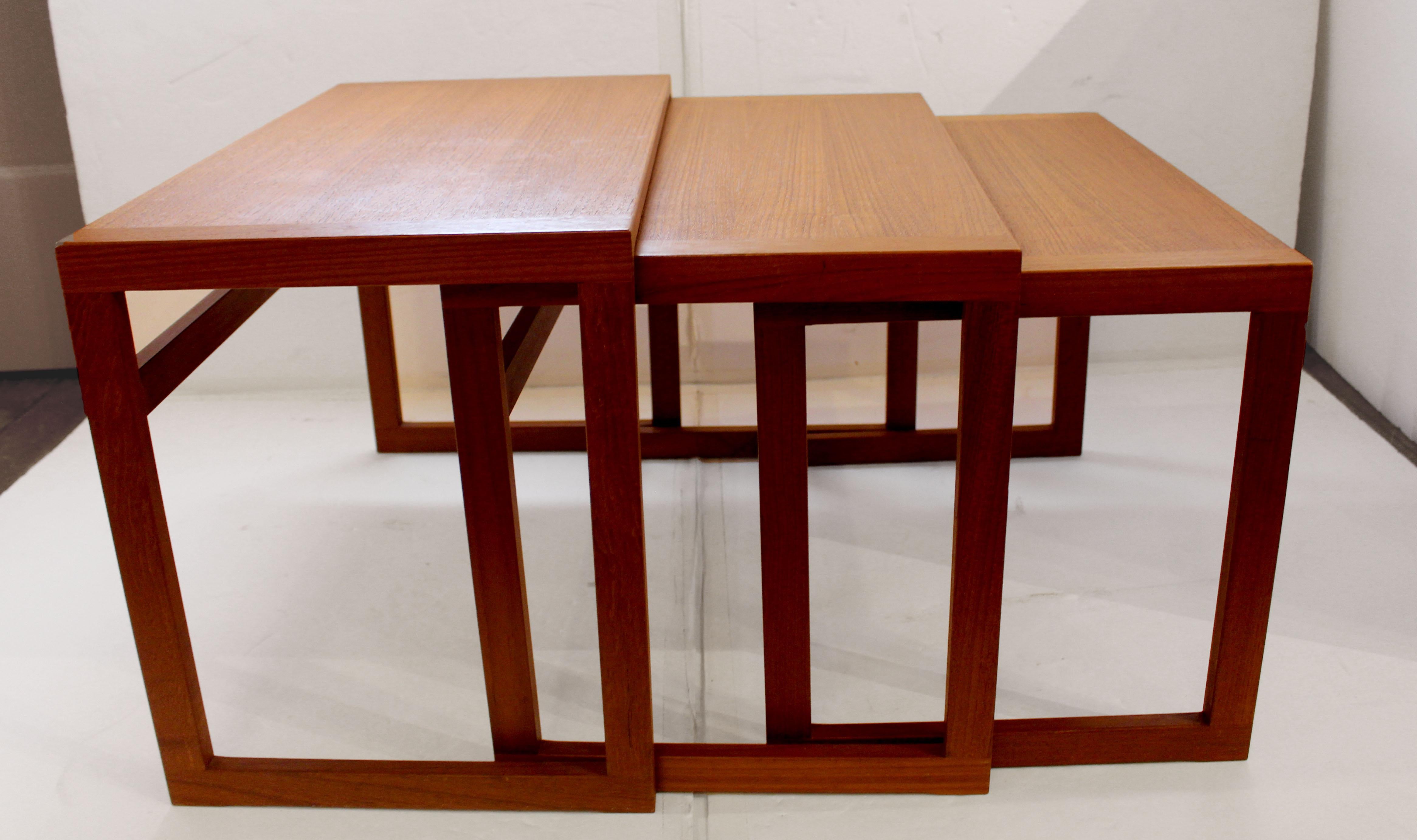 1960-70s Mid Century Modern Set of Three Teak Nesting Tables, Danish 2