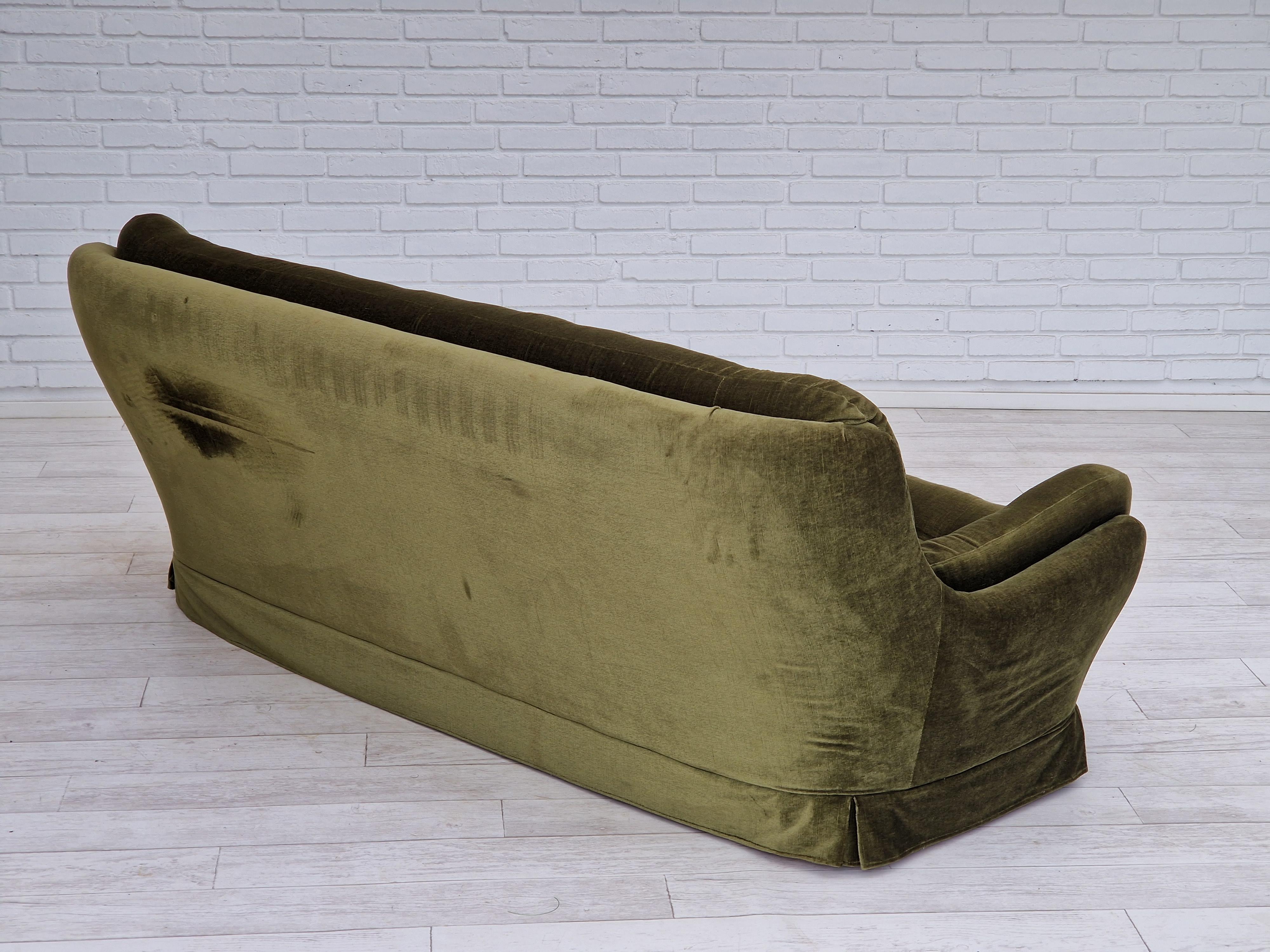 Velvet 1960-70s, Swedish design by Swedfurn, Slätta Möbler, 3 seater sofa, velour.