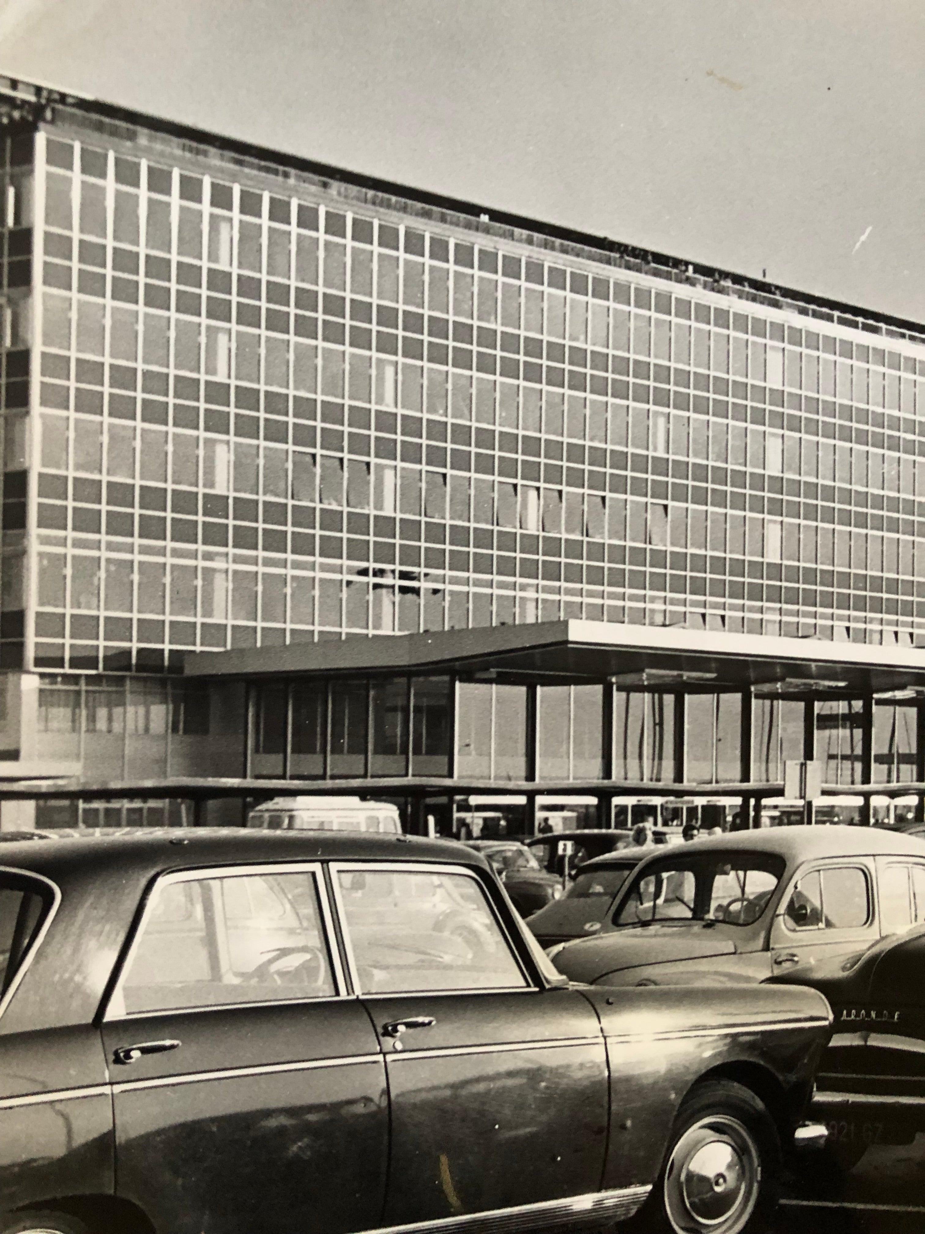 French 1960, Aéroport Orly, Paris, Jean Ribière