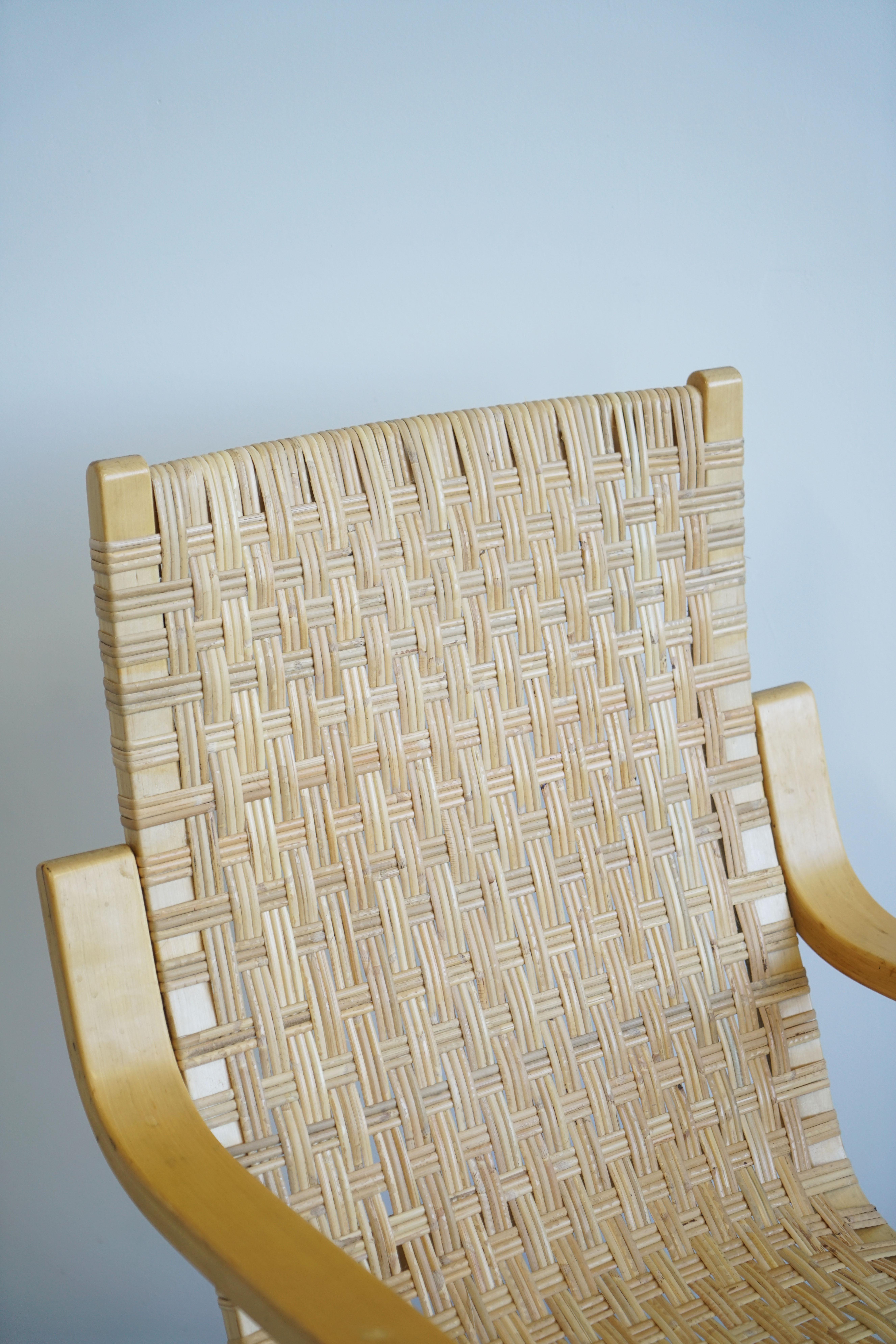 Caning 1960 Alvar Aalto Cantilever Chair Model 406 by Artek in Birch and Cane Webbing For Sale