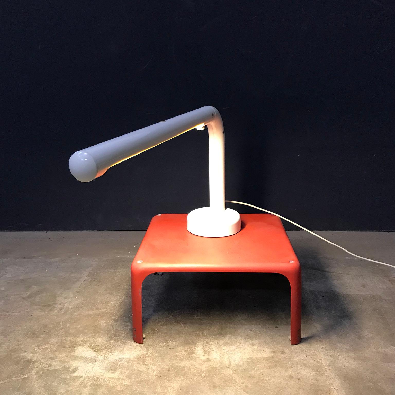 Anders Pehrson pour Atelje Lyktan, Suède, lampe de bureau tube en plastique blanc cassé, 1960 en vente 2