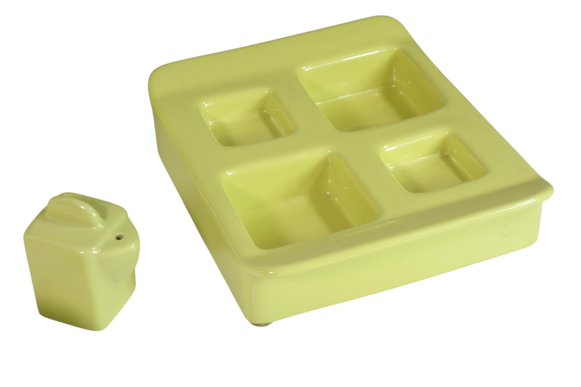 1960 Angelo Mangiarotti Brambilla Yellow Ceramic Set of Oil Excellent état - En vente à Brescia, IT