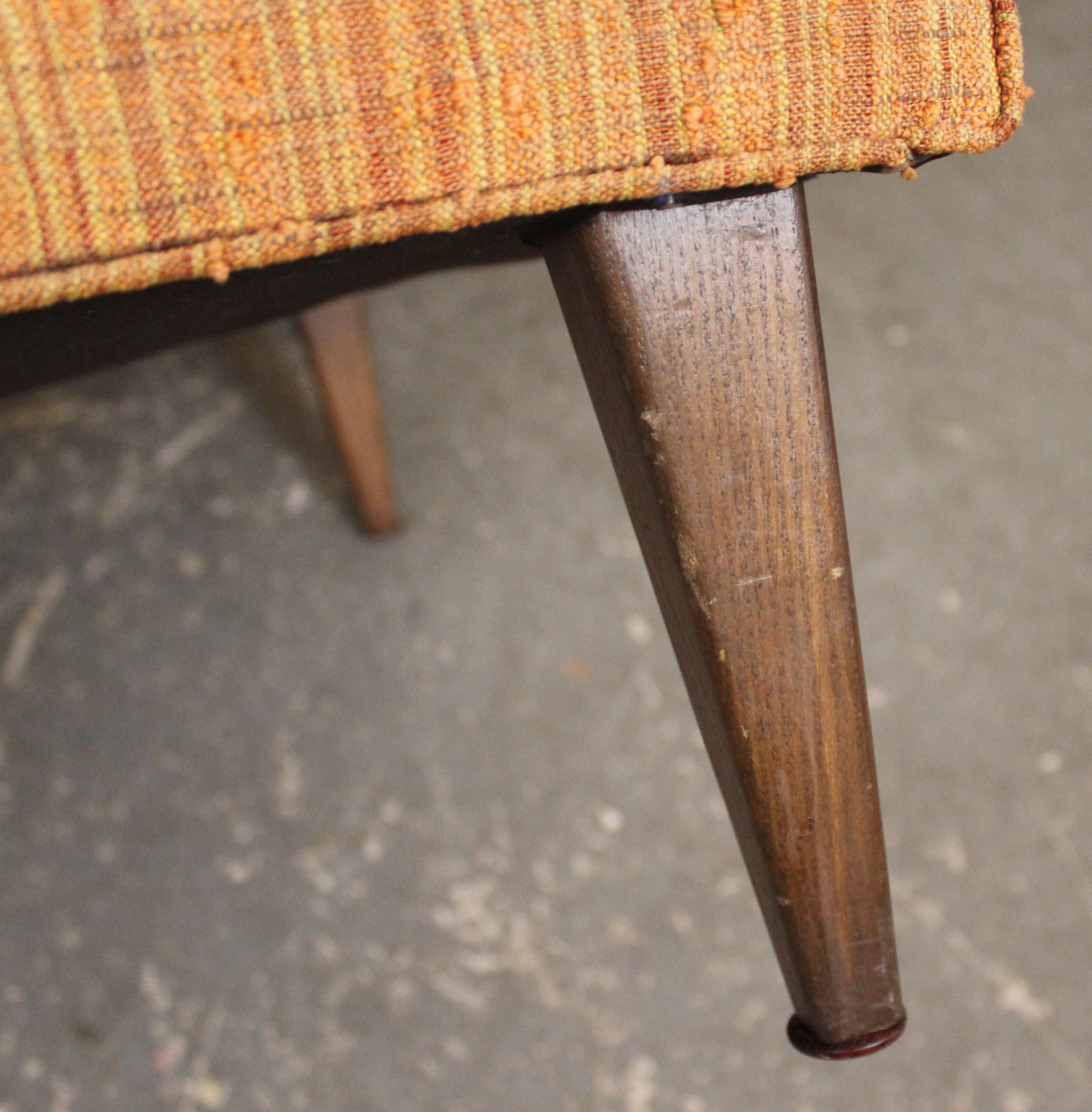 Sillón angular 1960 según Paul McCobb Tela en venta
