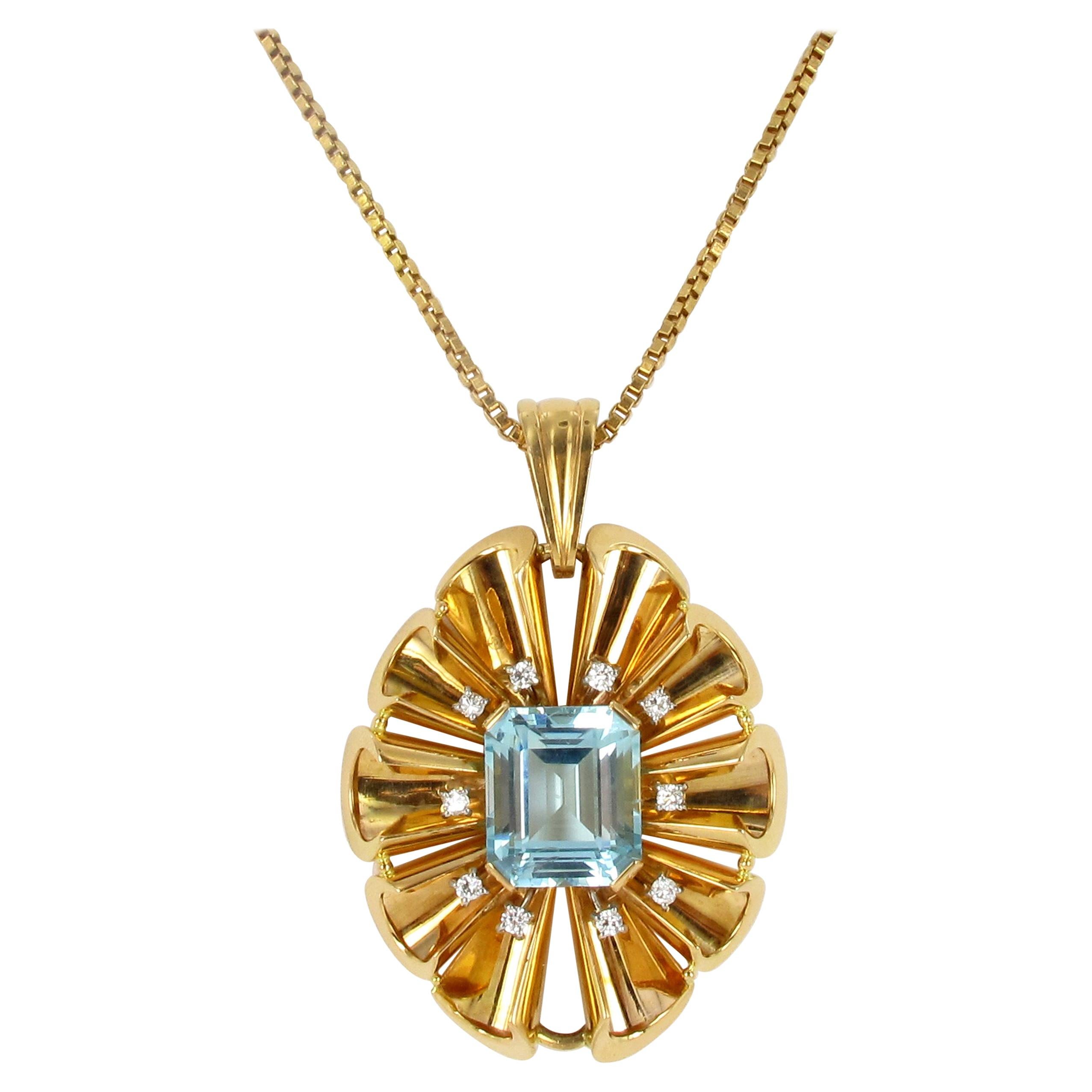 1960 Aquamarine and Diamond Pendant/Brooch in Red Gold 750