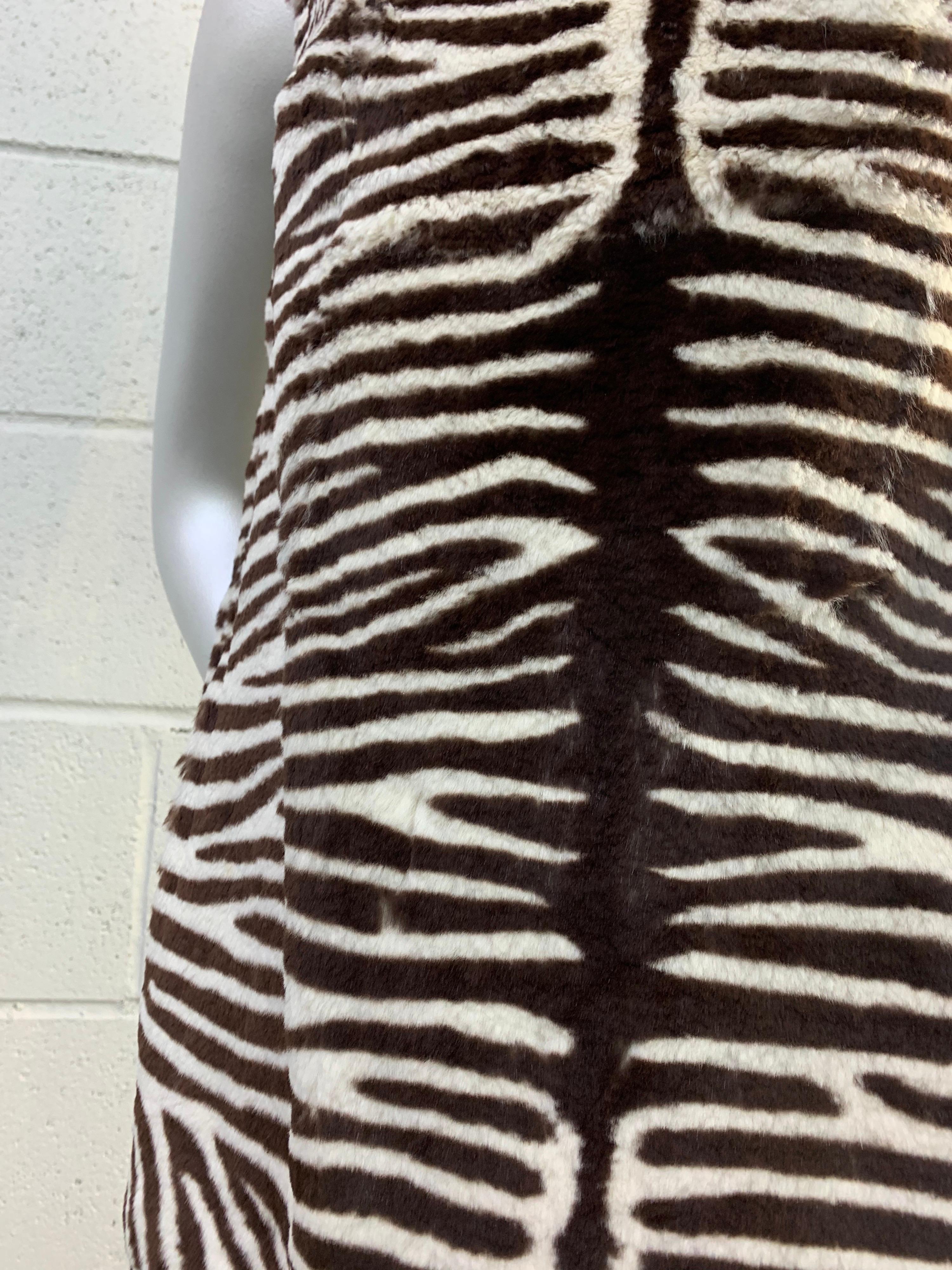 1960 Arthur Stevens Zebra Stenciled Lapin Mod Dress and Jacket Ensemble For Sale 8