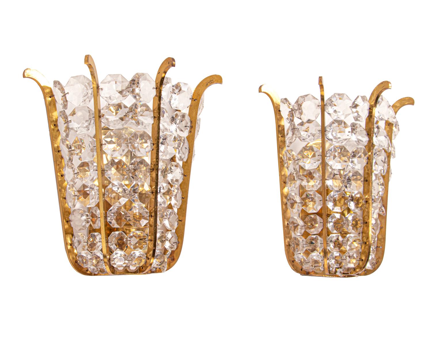 1960 Austria Bakalowits Pair of Wall Sconces Faceted Crystals & Brass For Sale 4