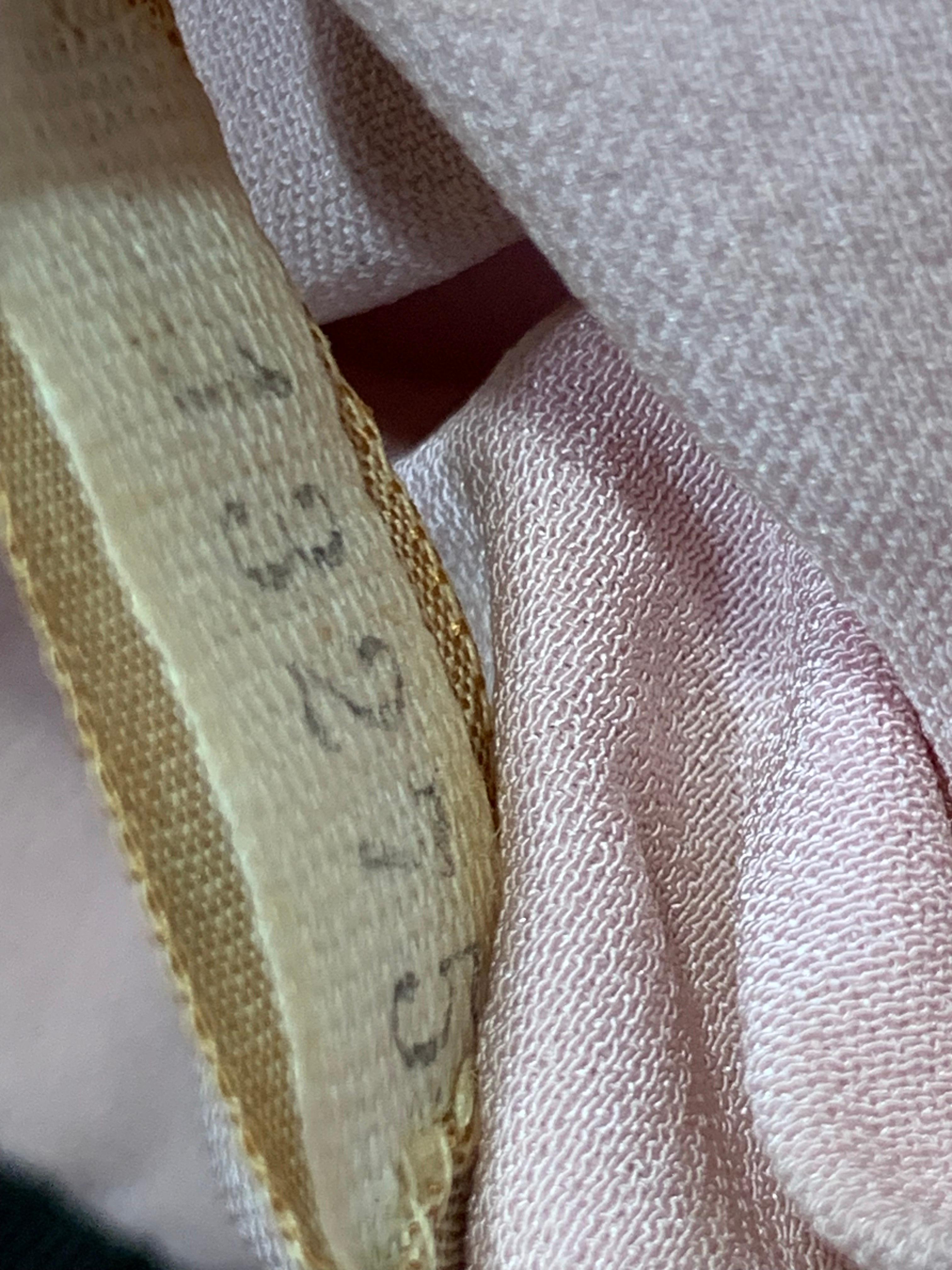 Tailleur jupe en tweed lavande documenté Chanel Haute Couture automne/hiver 1960  en vente 13