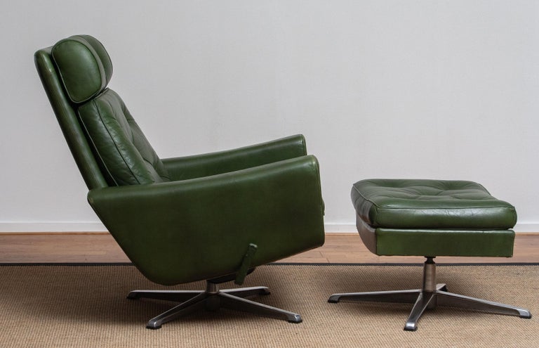 1960 Bottle Green Leather Swivel And Rocking Lounge Chair Ottoman By Ulferts For At 1stdibs - Green Leather Chair And Ottoman 1960 Bottle Green Leather Swivel And Rocking Lounge Chair Ottoman By Ulferts For At 1stdibs - Green Leather Chair And Ottoman