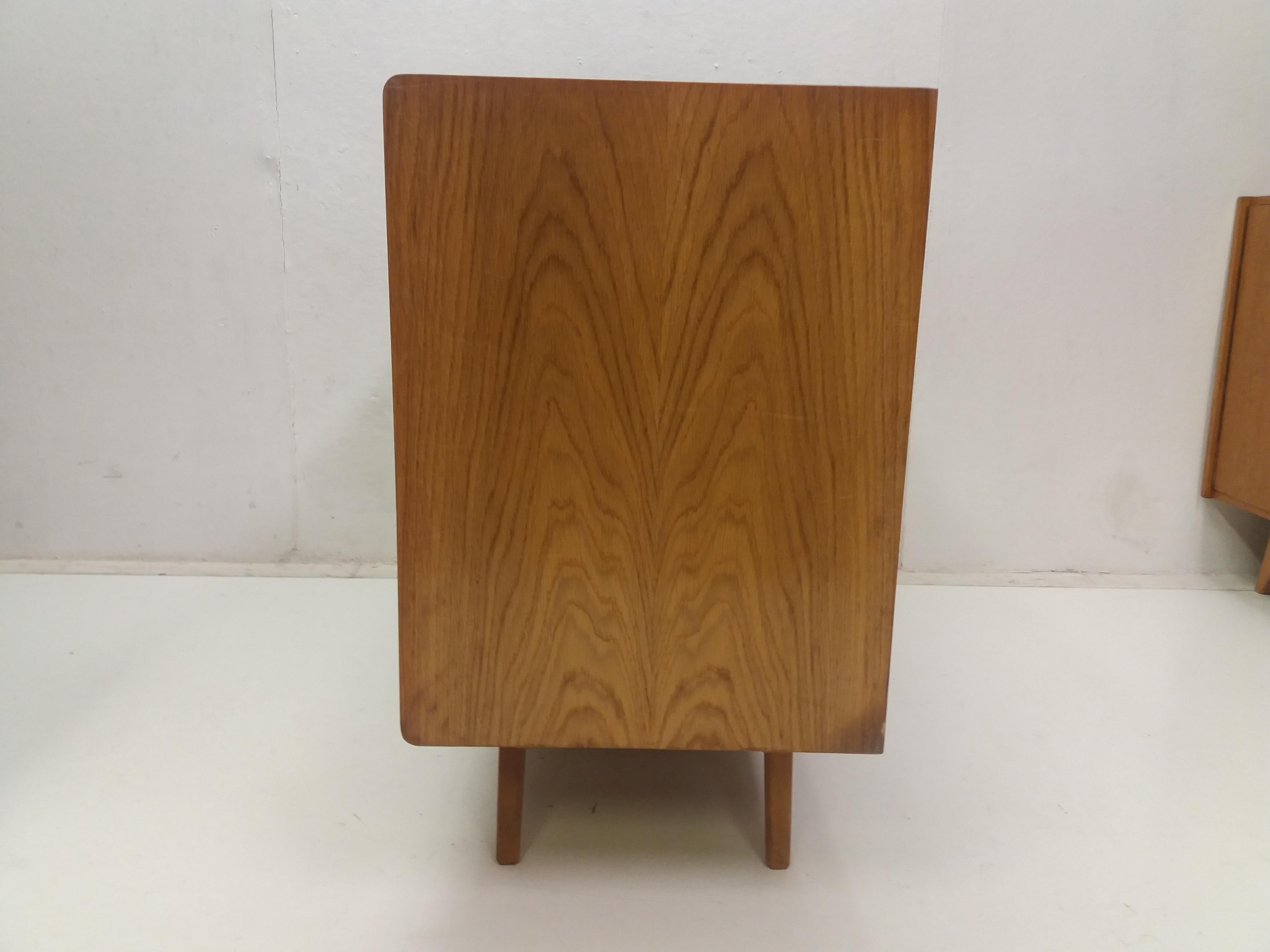 1960 Chest of Drawers by Jiroutek, Czechoslovakia For Sale 5