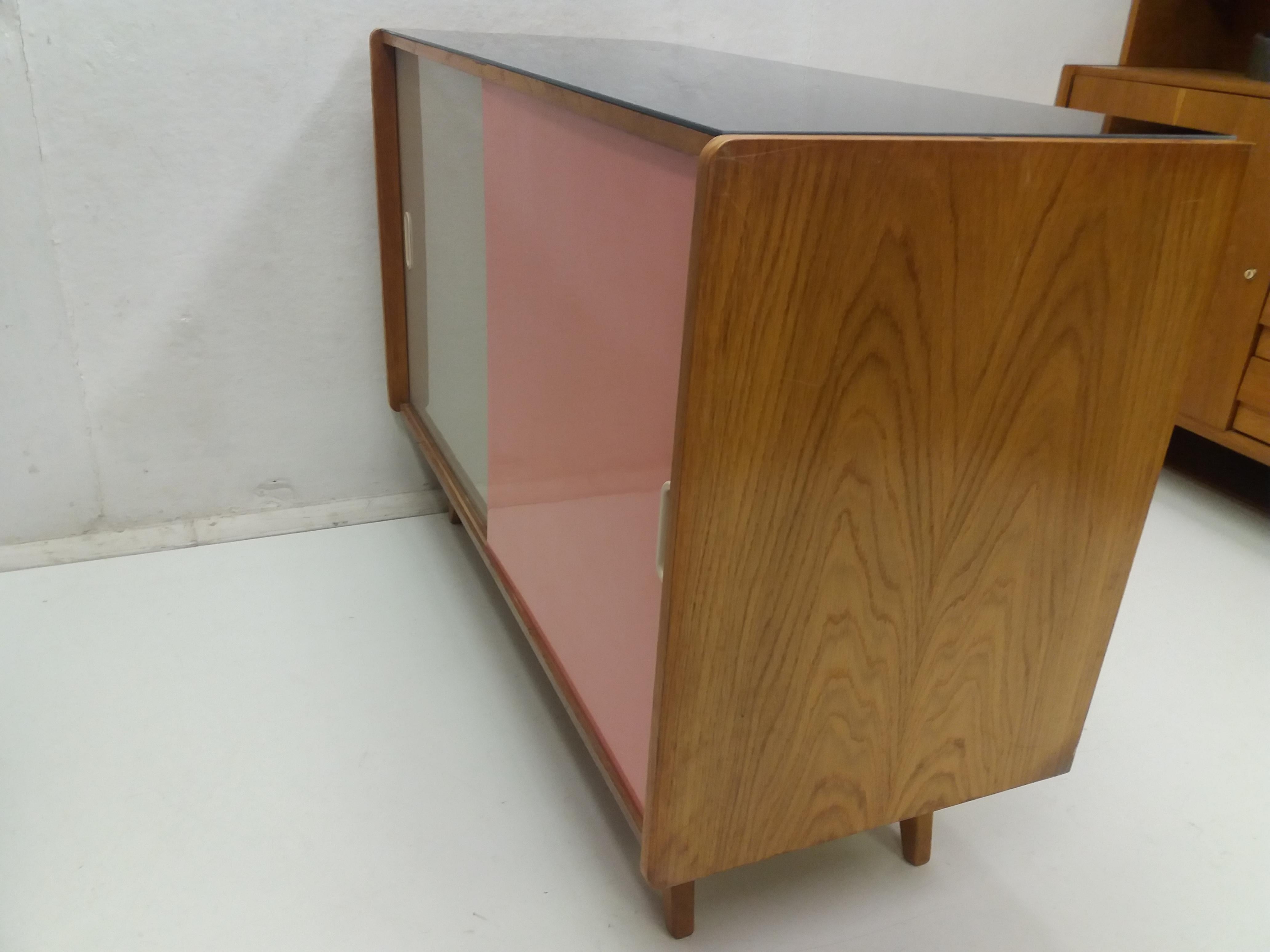 1960 Chest of Drawers by Jiroutek, Czechoslovakia For Sale 6