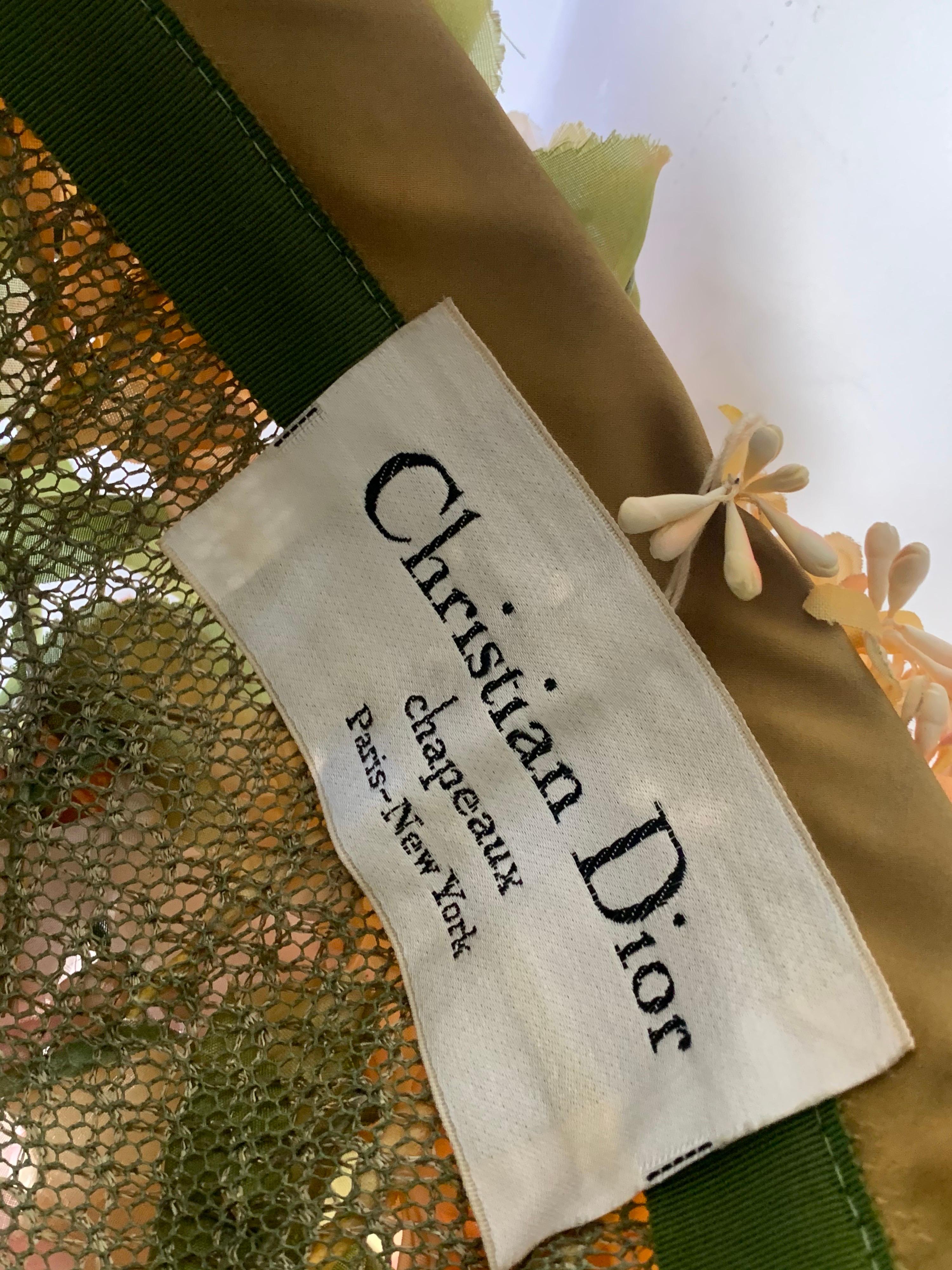 1960 Christian Dior, turbante floreale in seta primaverile di Marc Bohan, misura 22 pollici 1