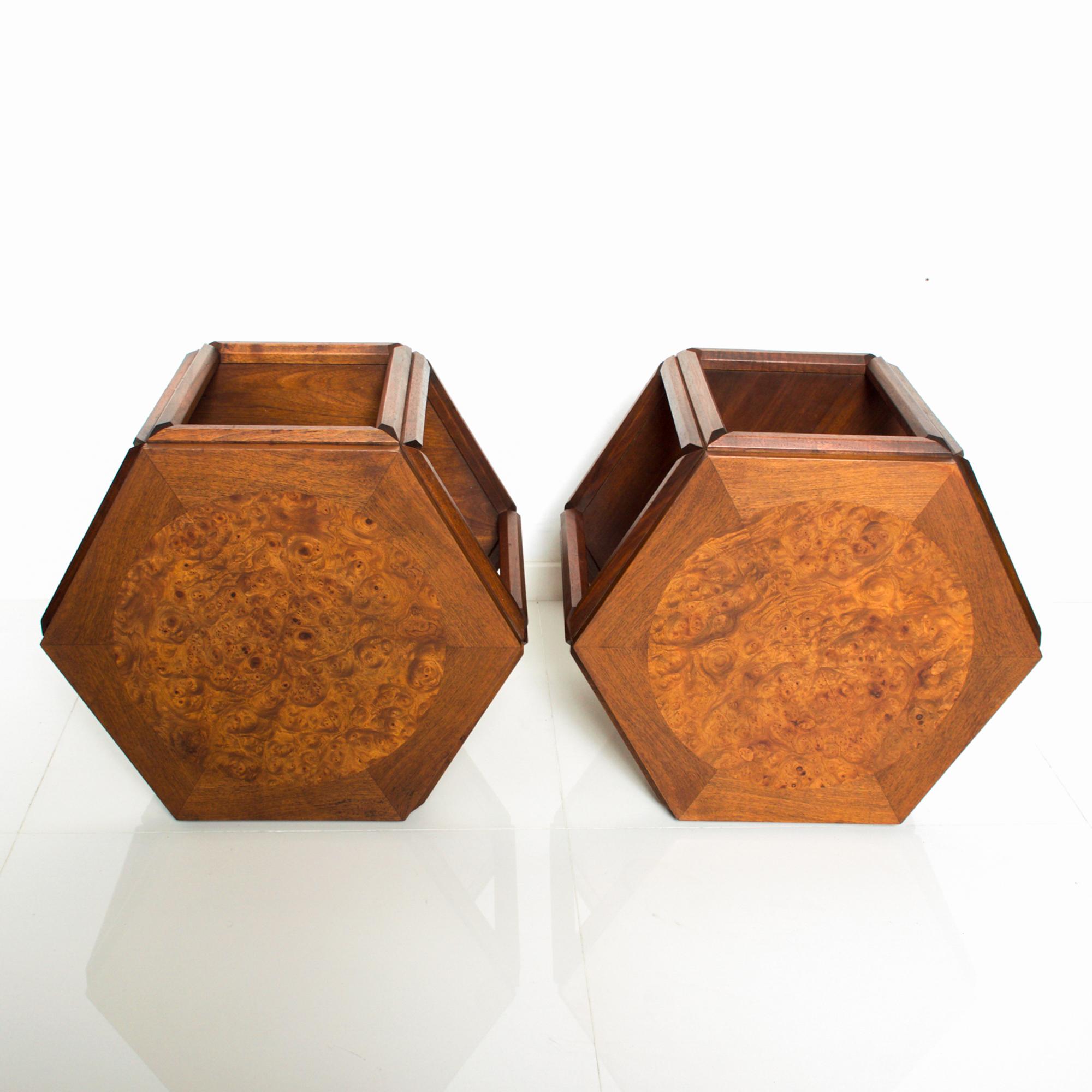 1960s John Keal Classic Hexagonal Side Tables Walnut & Burlwood by Brown Saltman In Good Condition In Chula Vista, CA