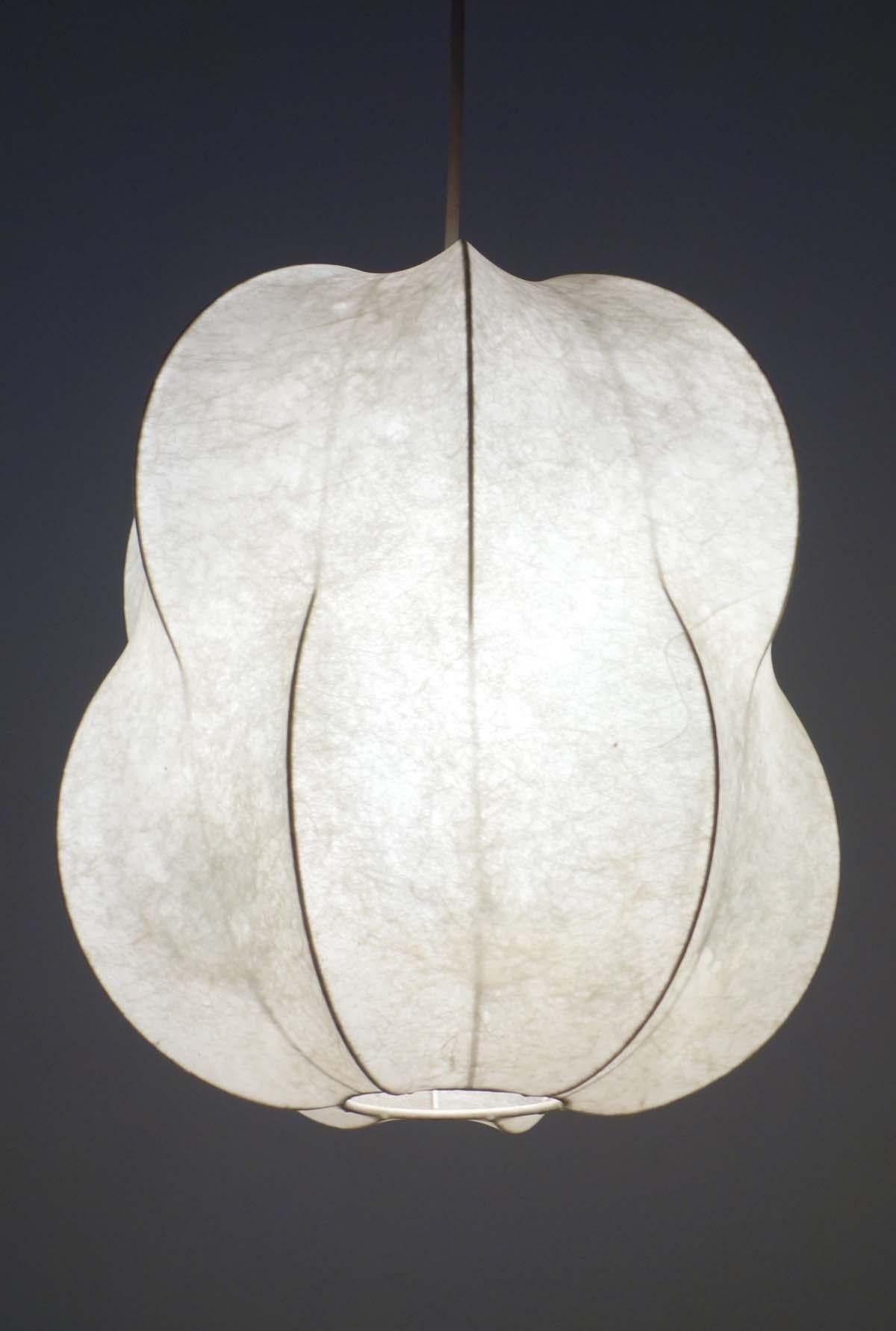 1960 Cocoon Italian Space Age Design Chandelier Ceiling Lamp in vendita 8
