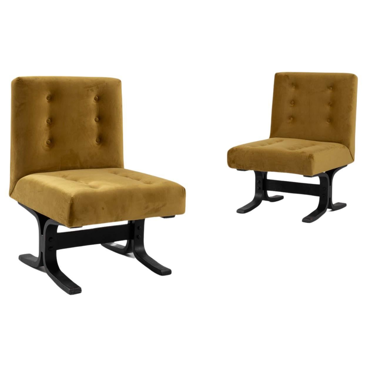 1960 Czechia Upholstered Chairs by Ludvik Volak, Set of 2 For Sale