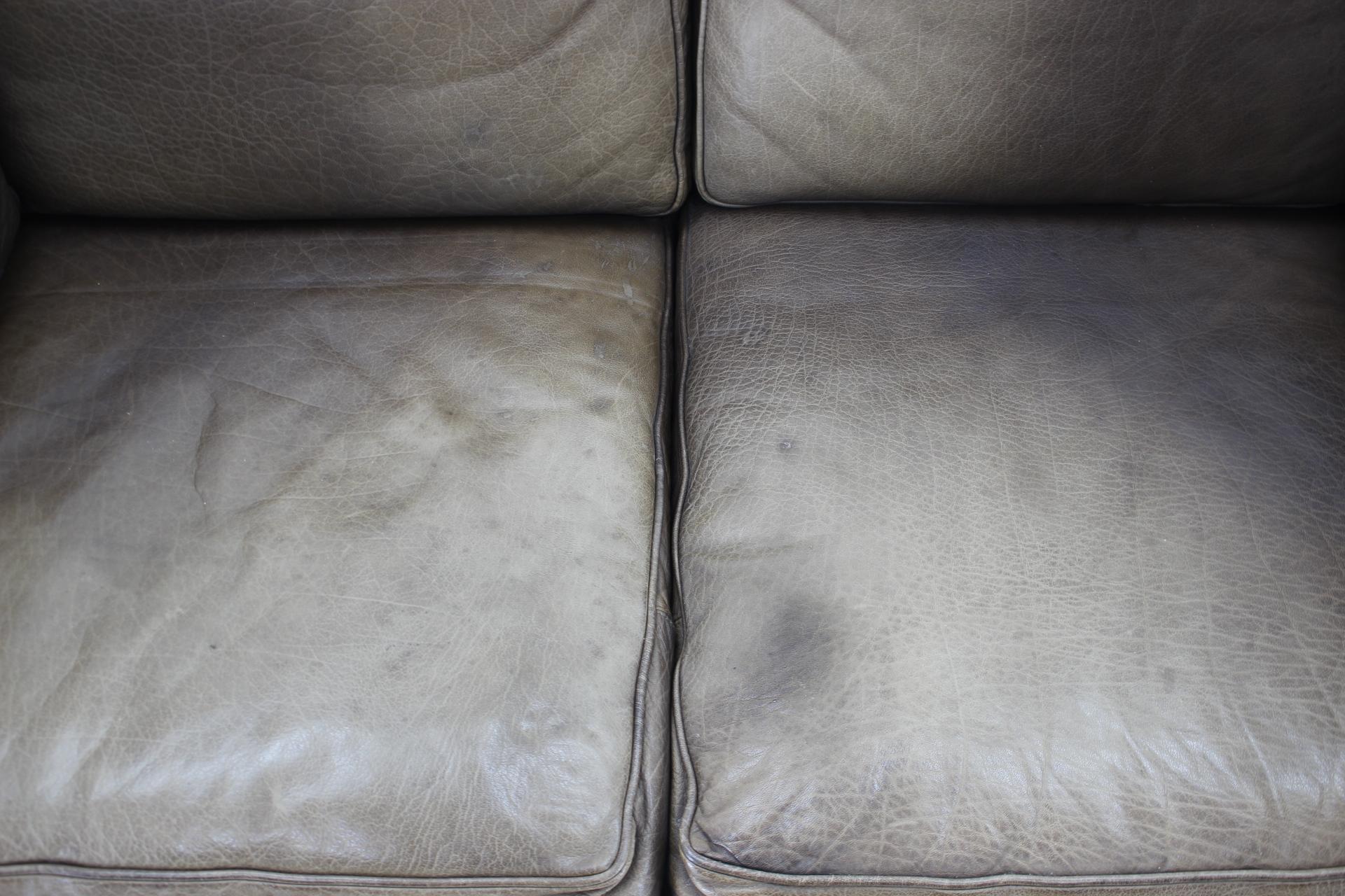 Mid-Century Modern 1960 Danish 2-Seat Leather Sofa