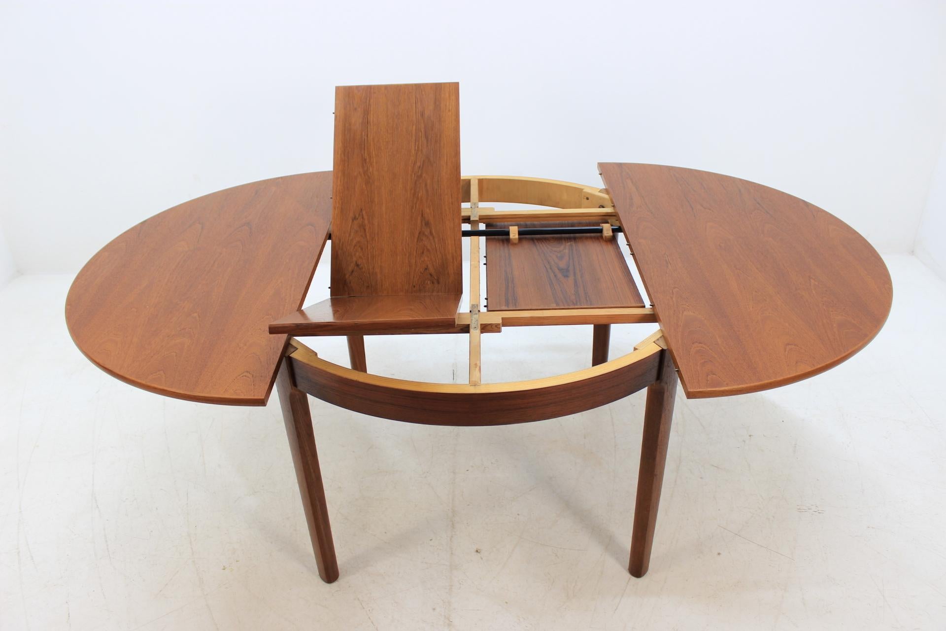 Teak 1960 Danish Round Extendable Dining Table