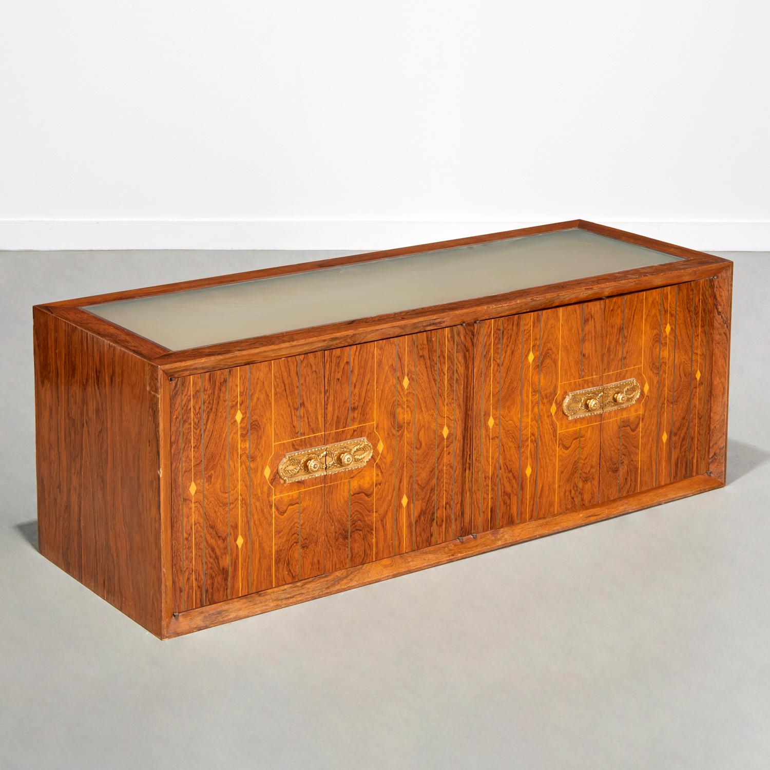 1960 David David, credenza a muro in palissandro intarsiato con piano in vetro illuminato in vendita 1