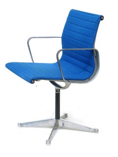 1960 EA 108 Charles Ray Eames Herman Miller ICF Design Blue Swivel Chair