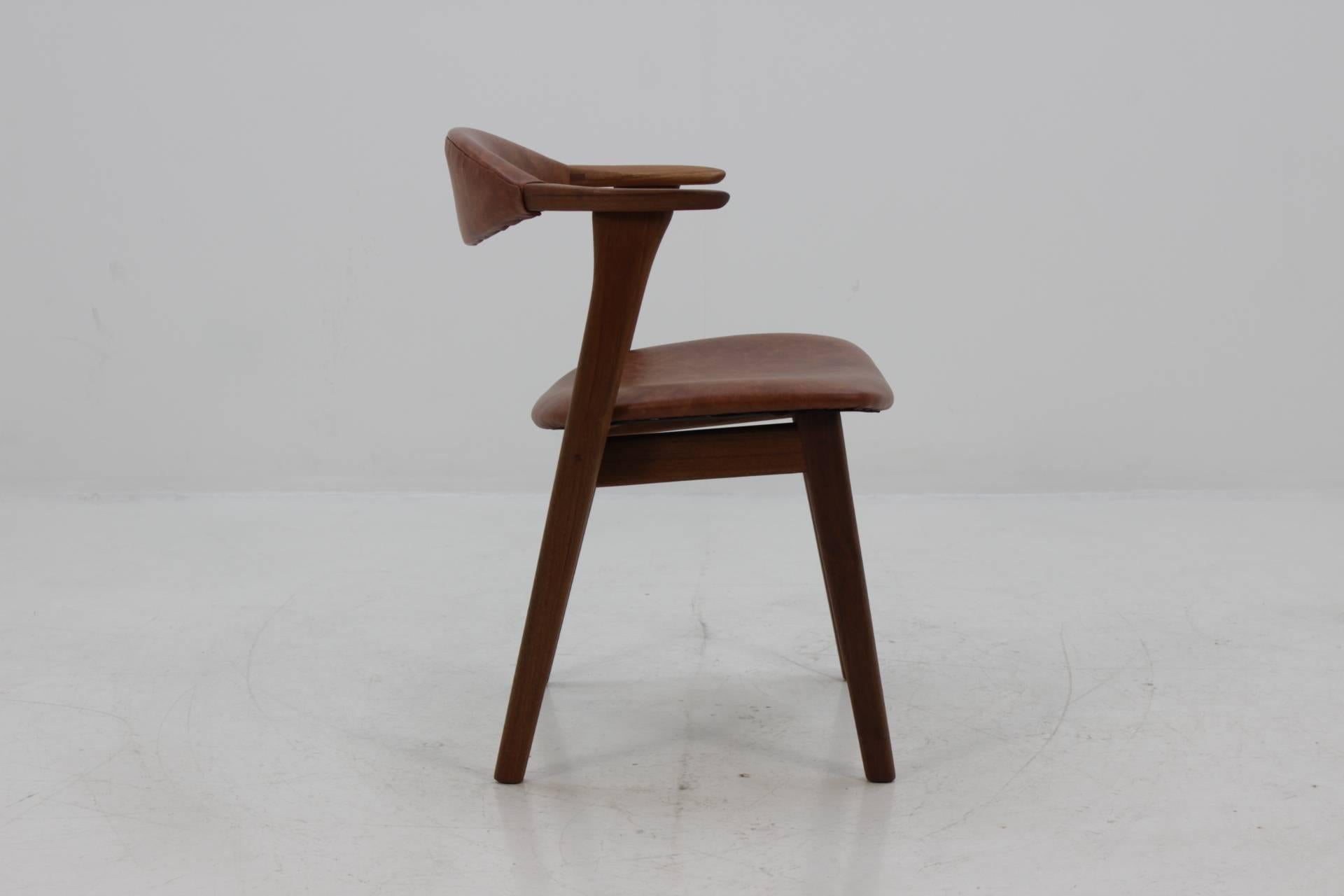 Mid-Century Modern 1960 Erik Kirkegaard Teak Armchairs by Høng Stolefabrik