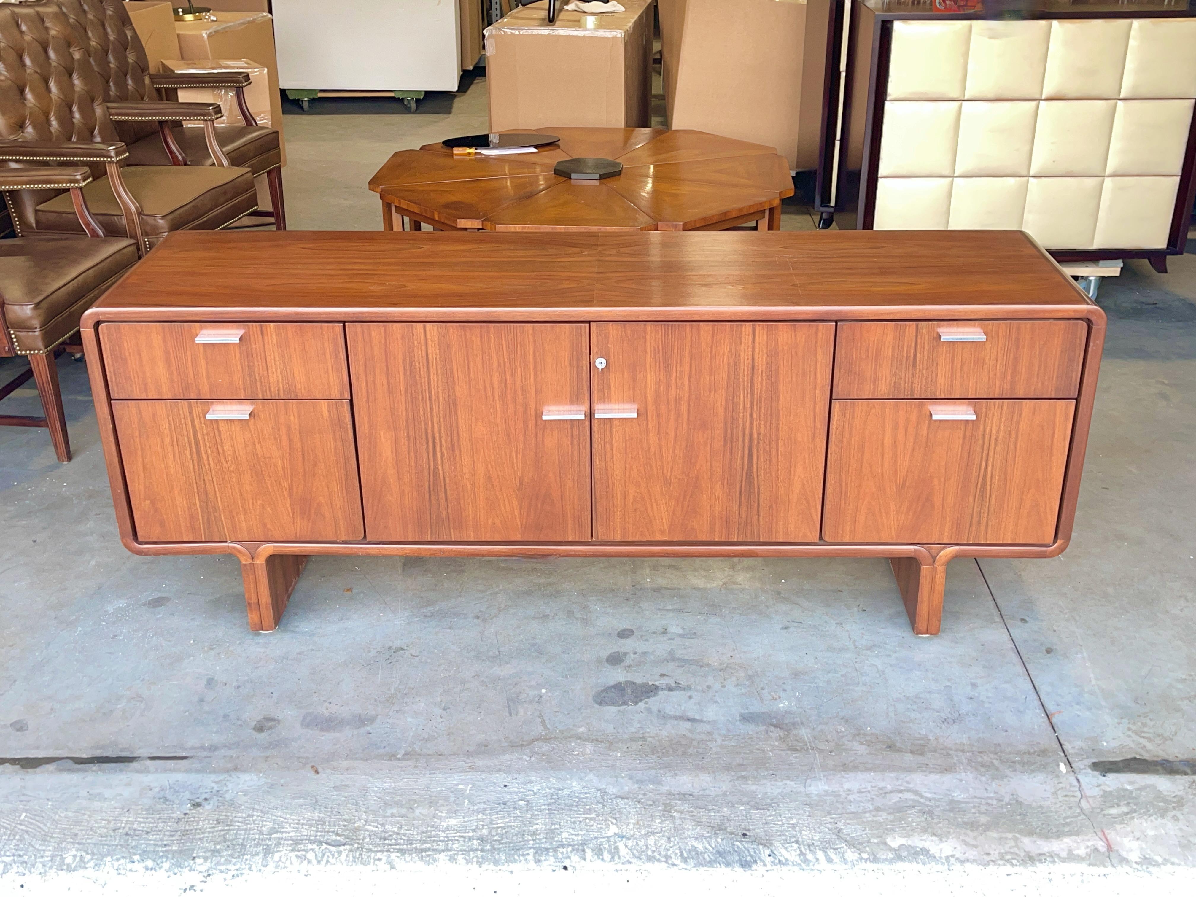 1960’ File Credenza by Elite Interiors of Canada Ltd. In Good Condition For Sale In Hanover, MA