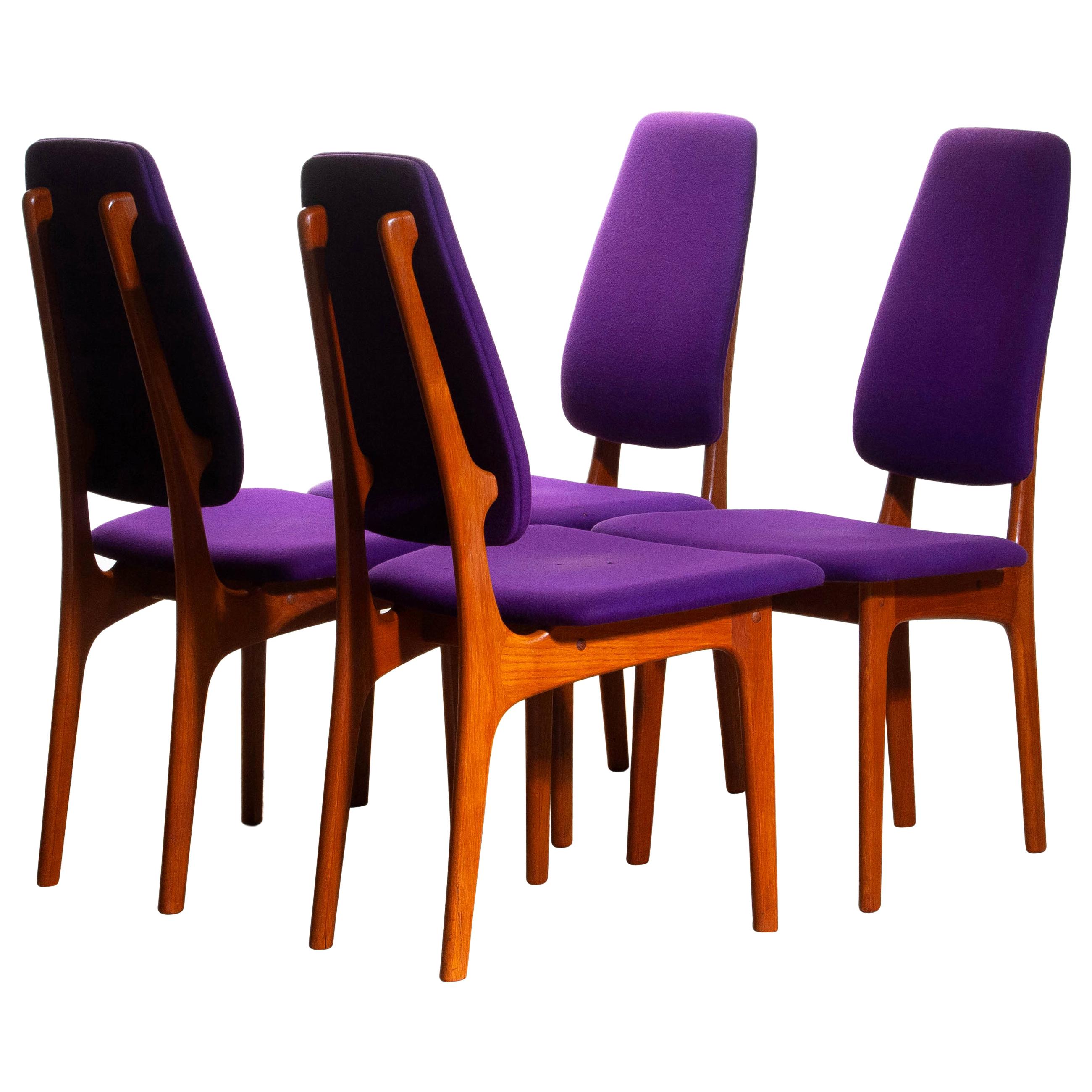 Rare set of four dining chairs from the 1960s in teak designed by Erik Buch for O.D. Möbler A.S., Denmark.
Beautiful aspect are the slim and high back rests.
Chairs are marked 