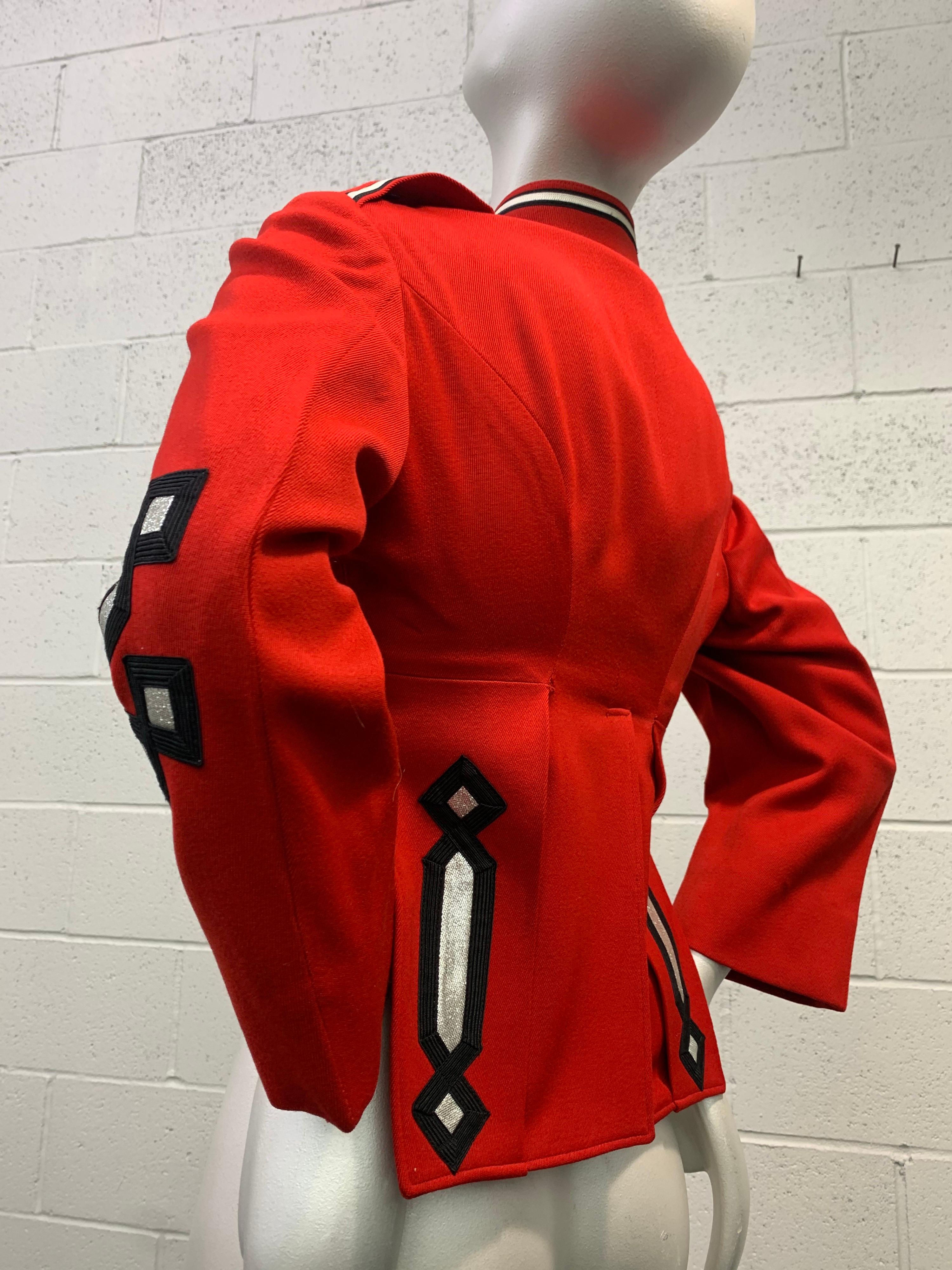 1960 Fruhauf Cardinal Red Band Uniform w / Military Style & Stickerei Arbeit (Rot)