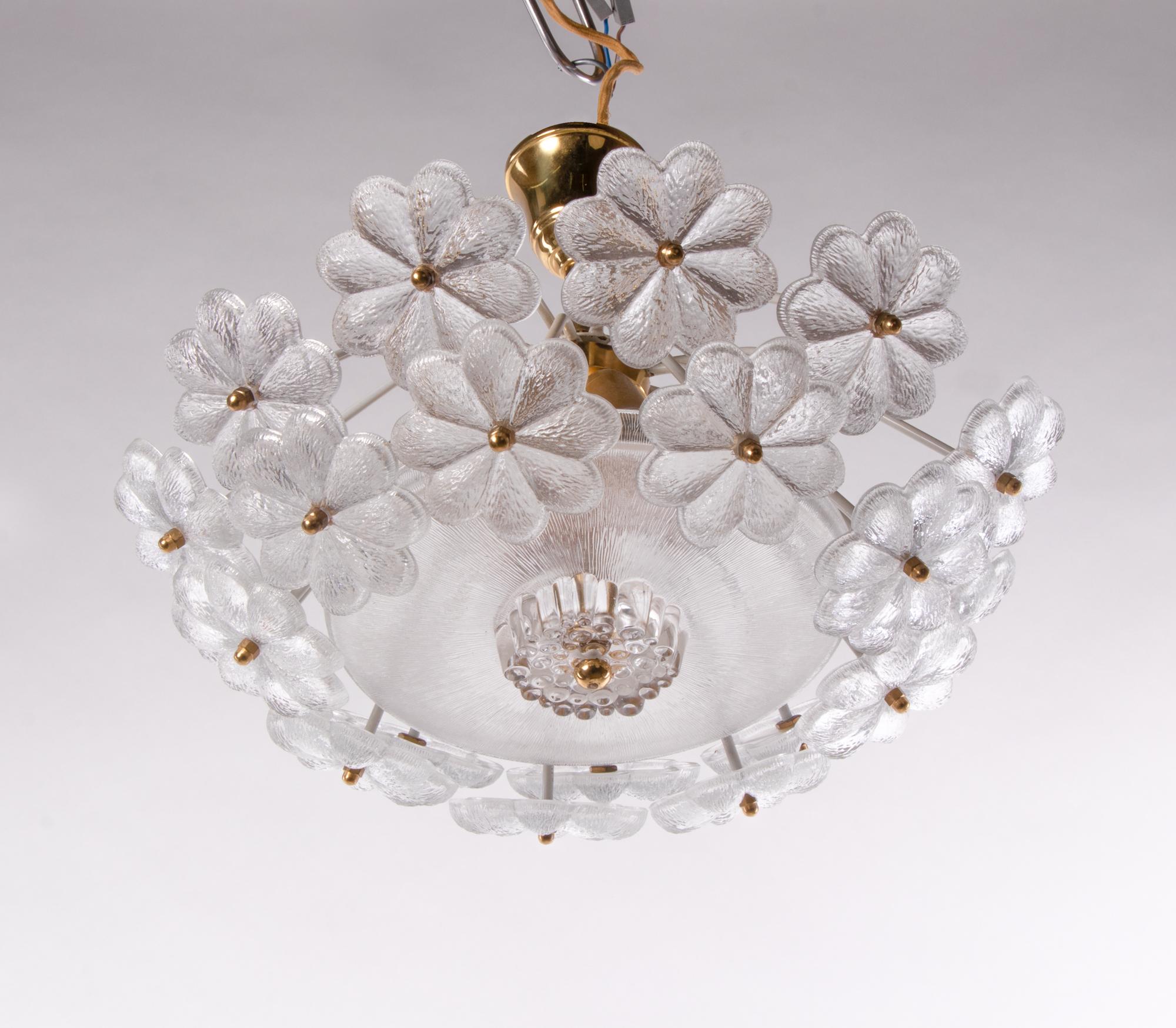 1960 Germany Ernst Palme Floral Flush Mount Chandelier Glass & Brass In Good Condition For Sale In Niederdorfelden, Hessen