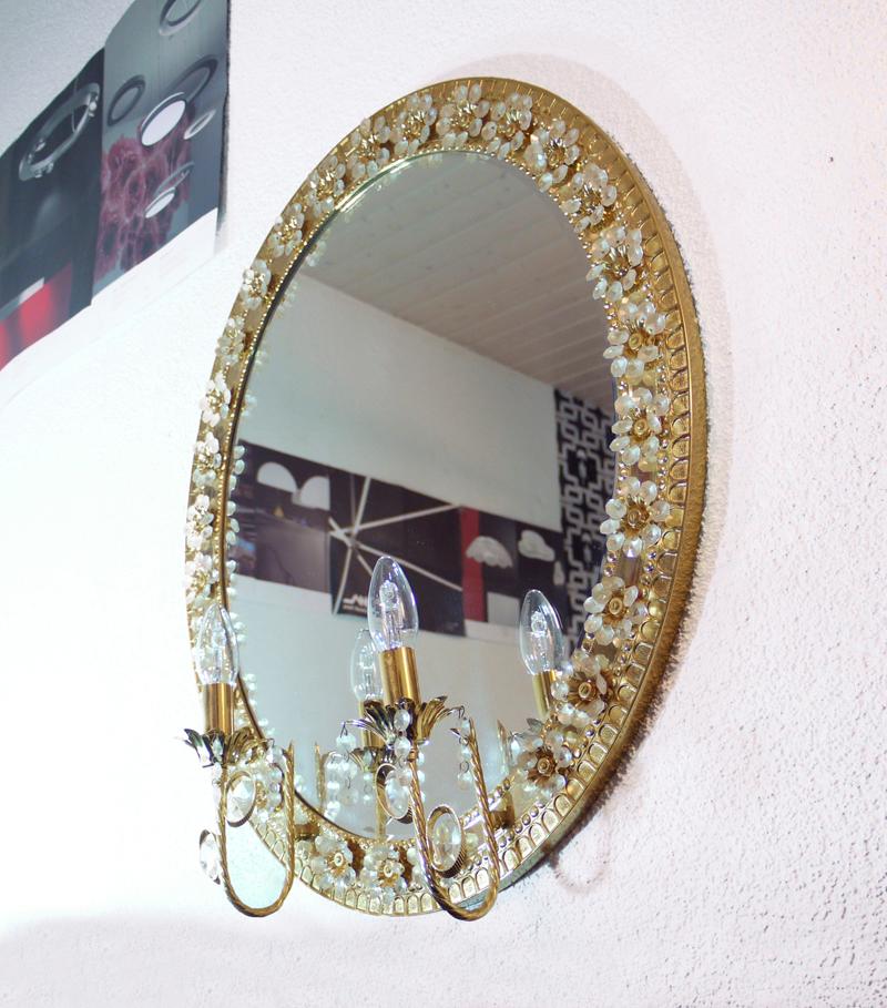 Hollywood Regency 1960 Germany Palwa Illuminated Oval Mirror Crystal and Gilt Brass For Sale