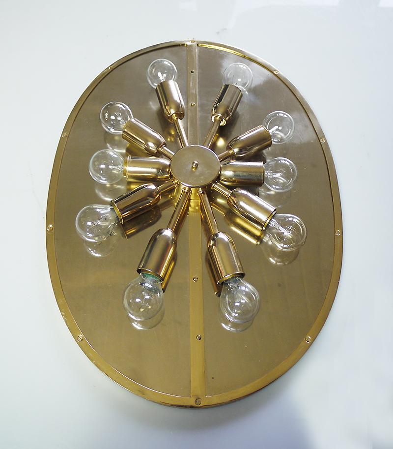 1960, Deutschland, Palwa, ovaler Spiegel mit Spiegelrücken aus Kristall und vergoldetem Messing von Christoph Palme im Angebot 4