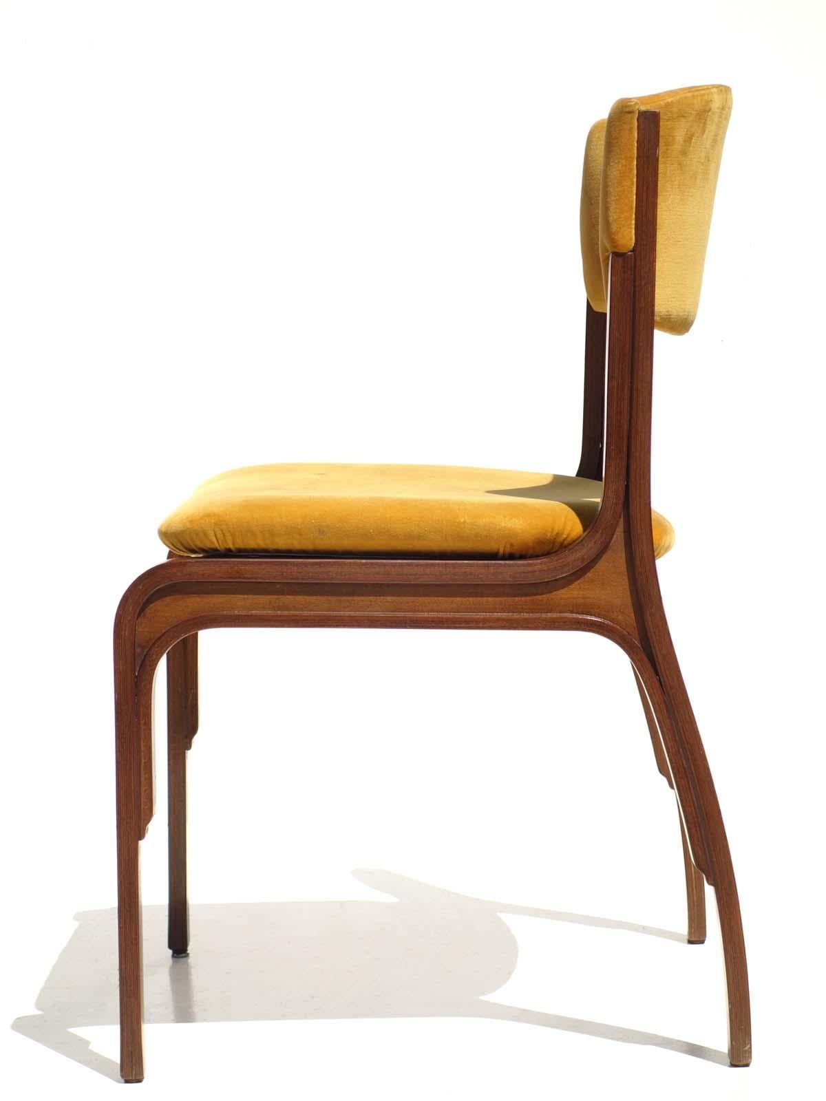 Mid-Century Modern 1960 Gianfranco Frattini for Cantieri Carugati Italian Design Chairs, Set of 4