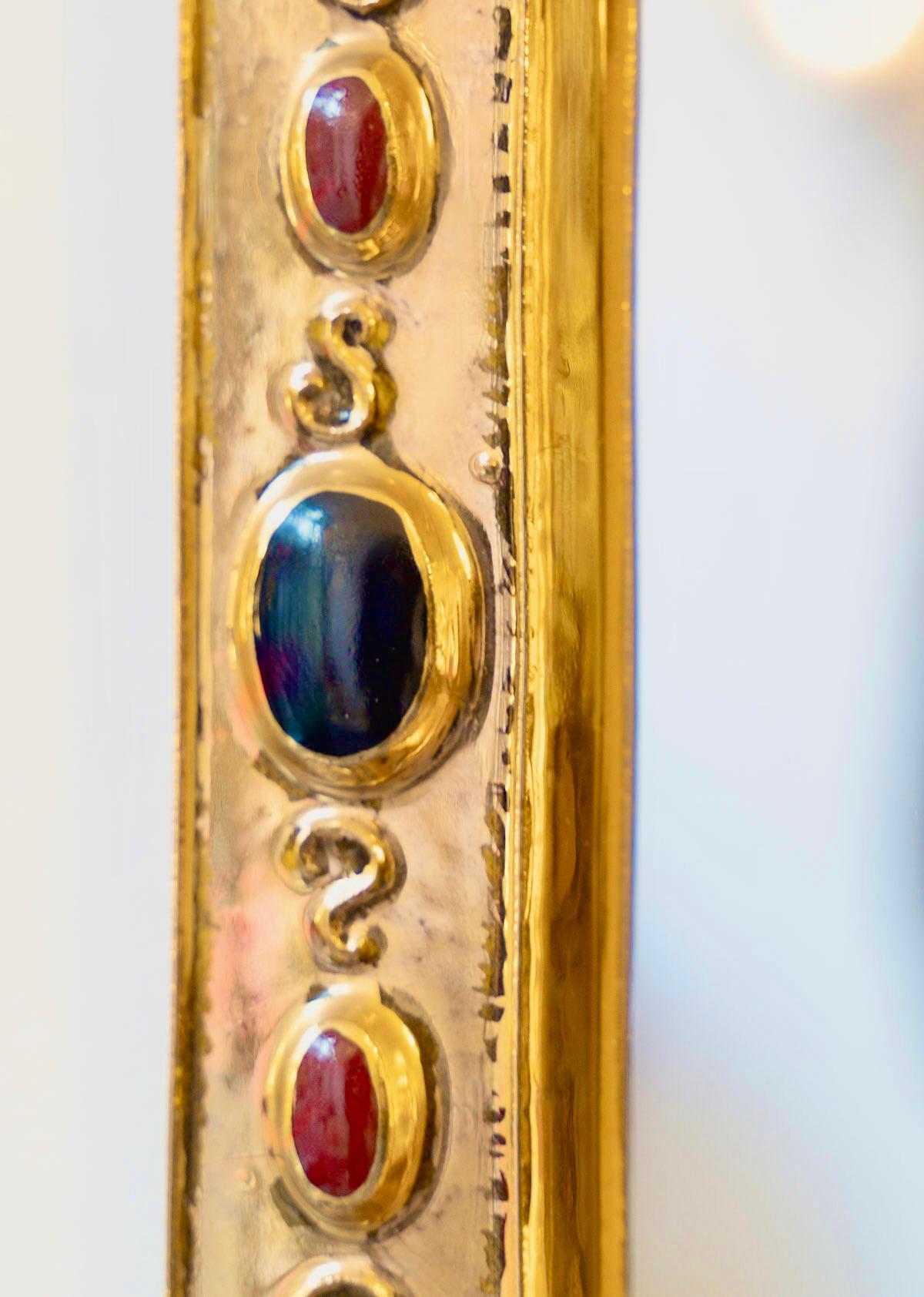 1960 Miroir en céramique dorée imitant la bijouterie intégrée, signé François Lembo. Bon état - En vente à Saint-Ouen, FR