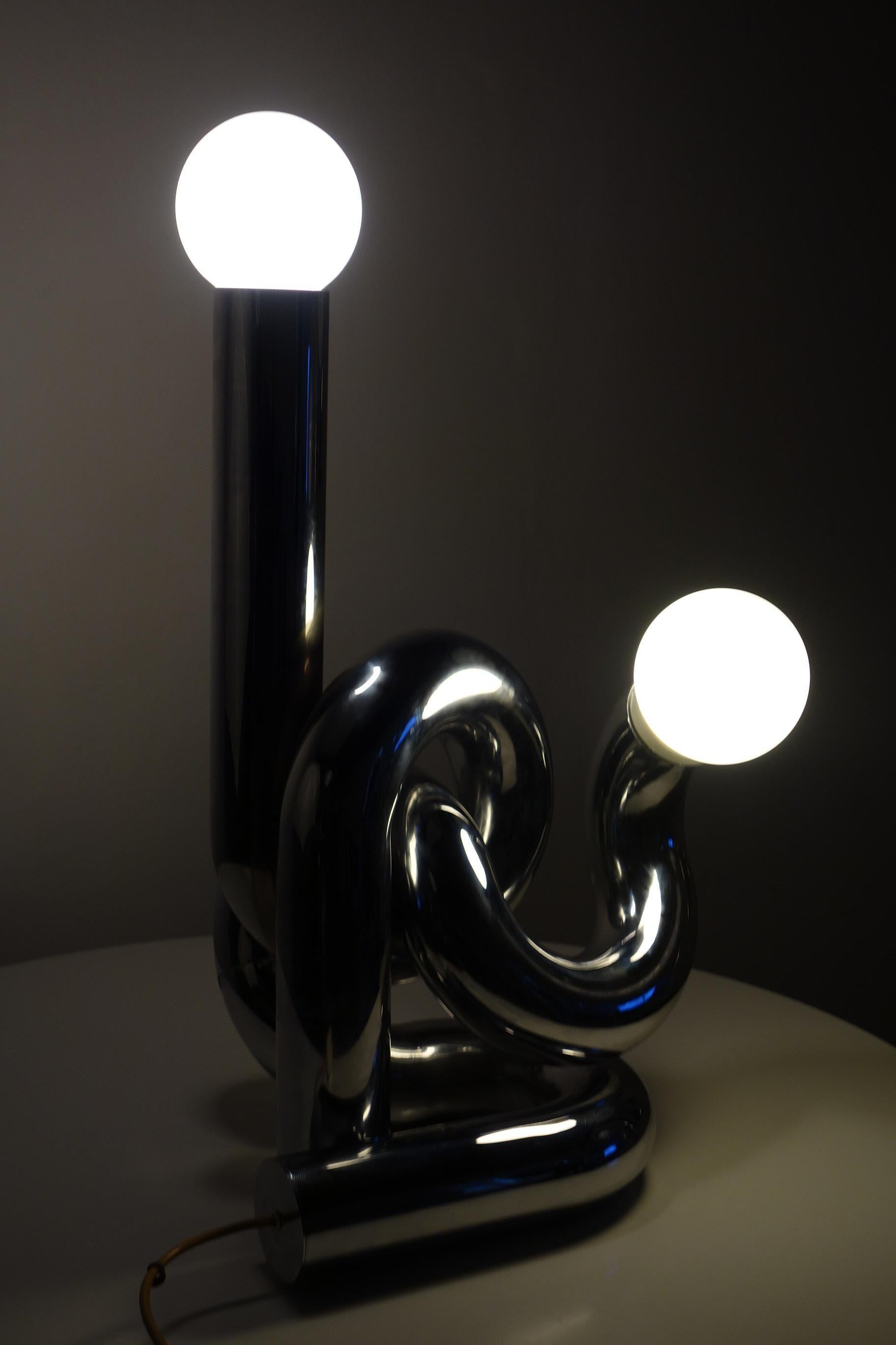 1960 Giovanni Banci Lampada da tavolo scultura organica di design italiano Space Age Chrome in vendita 6