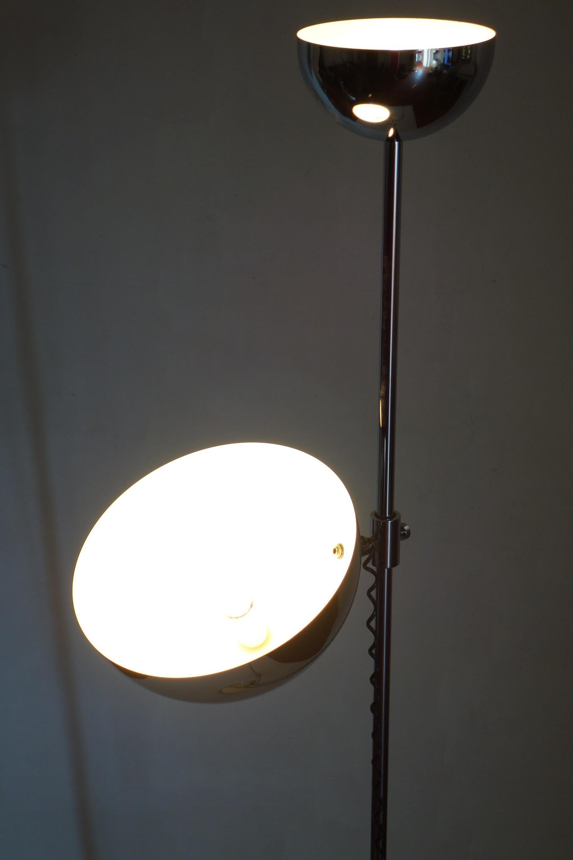 Métal Lampadaire chromé de l'ère spatiale italienne Goffredo Reggiani, 1960 en vente